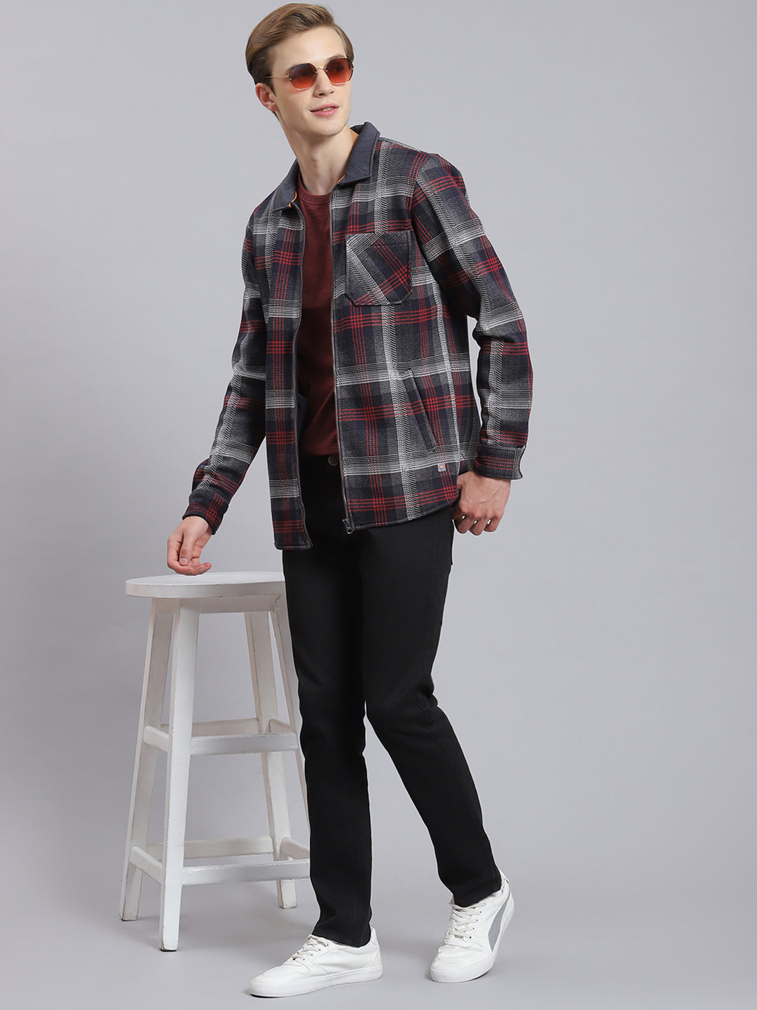 Men Navy Blue Check Collar Full Sleeve Sweatshirt