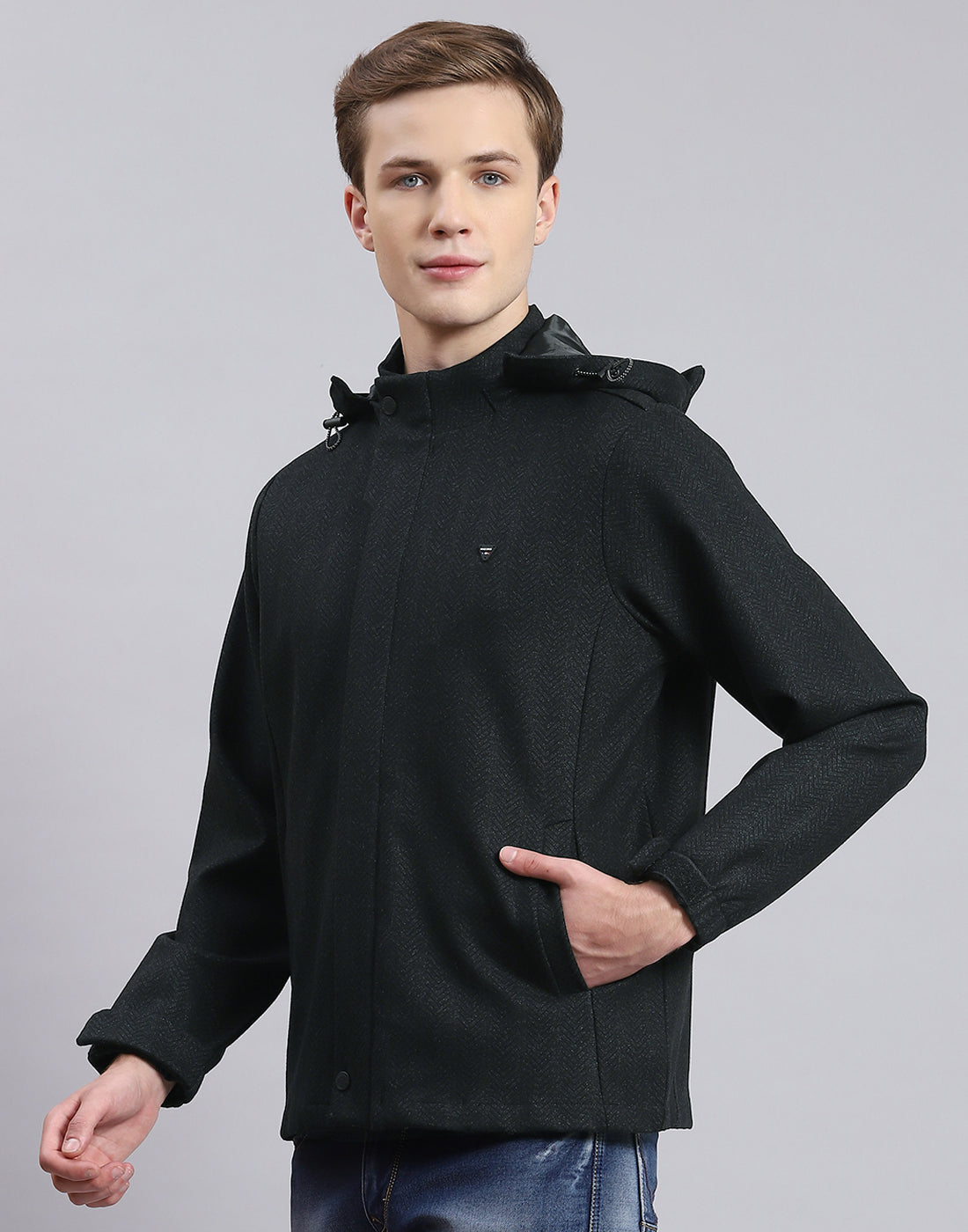 Men Olive Solid Hooded Full Sleeve Jacket