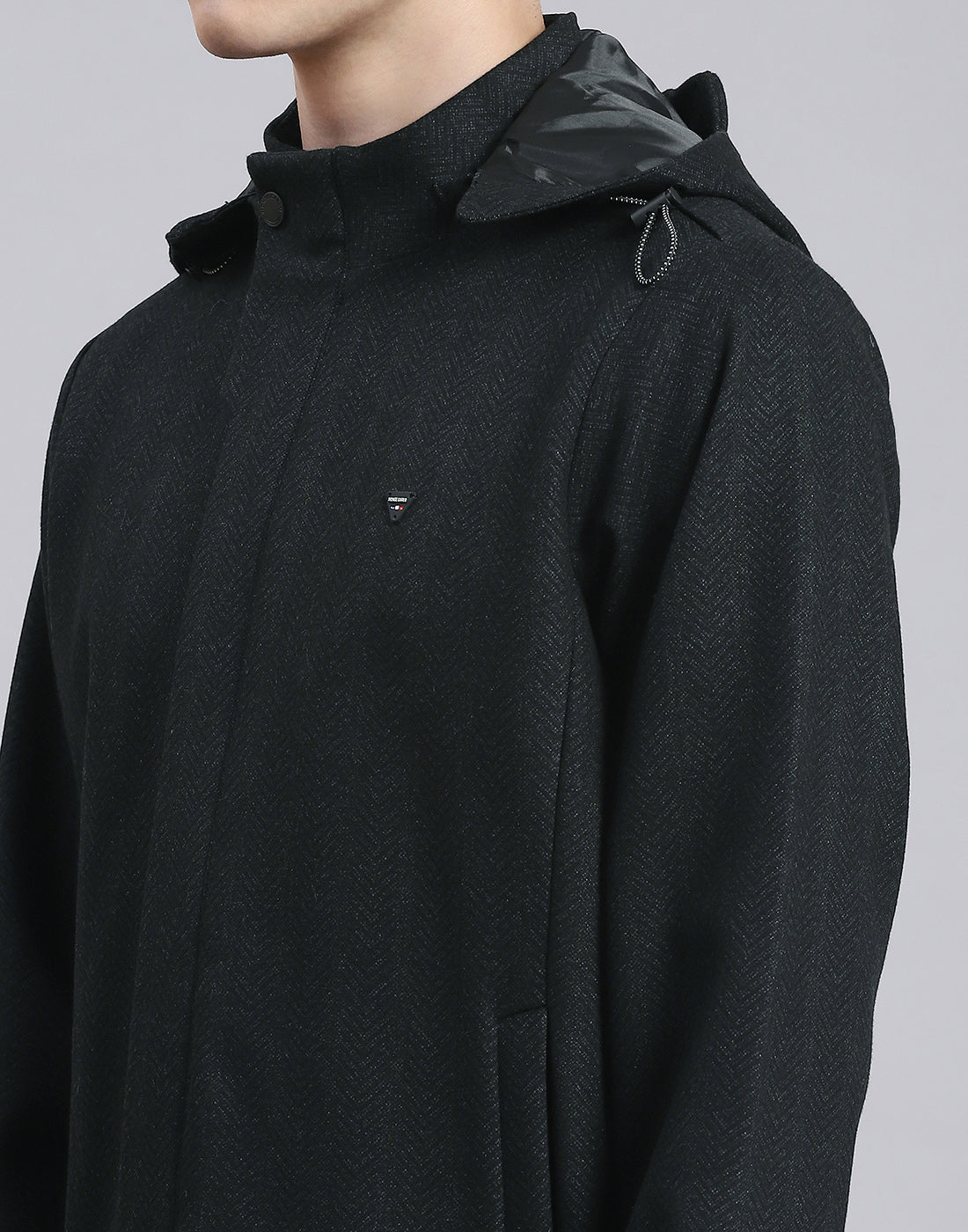 Men Olive Solid Hooded Full Sleeve Jacket