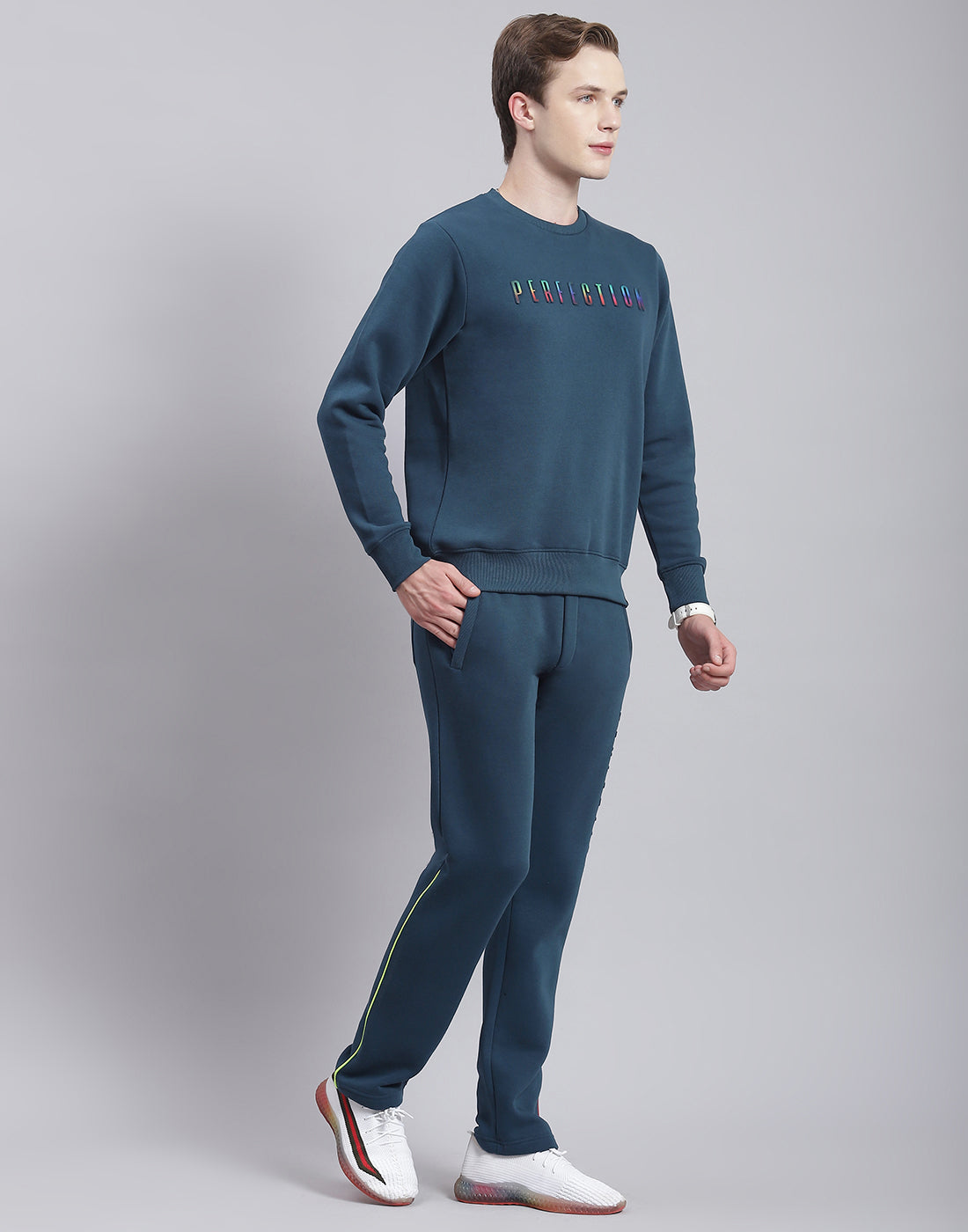 Men Teal Blue Solid Round Neck Full Sleeve Tracksuit