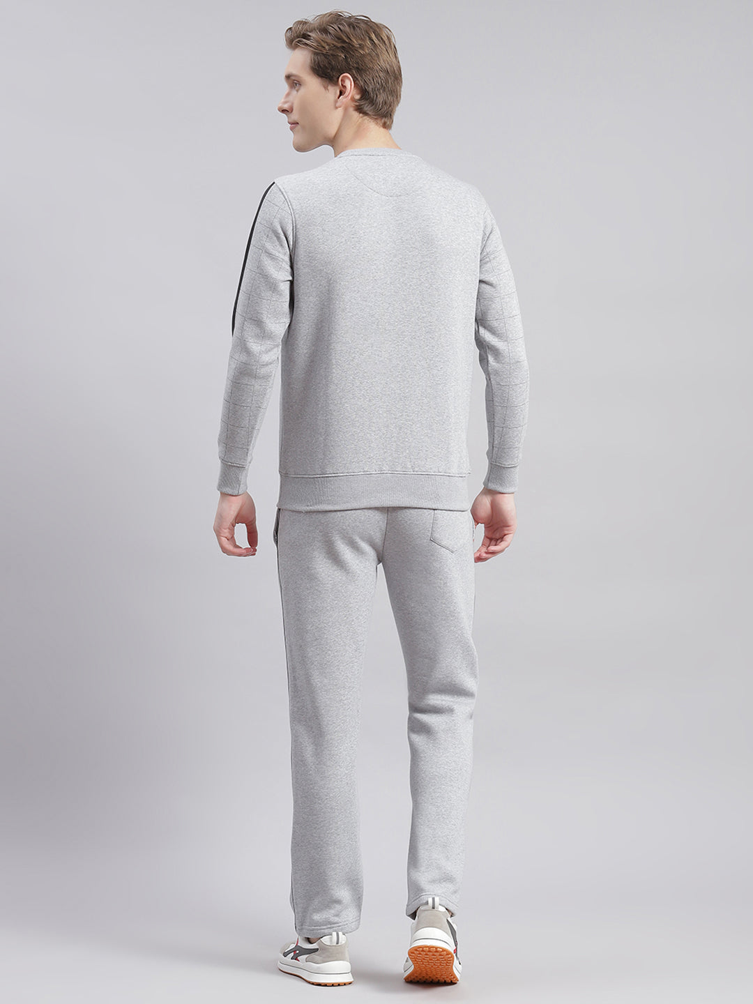 Men Grey Printed Round Neck Full Sleeve Tracksuits