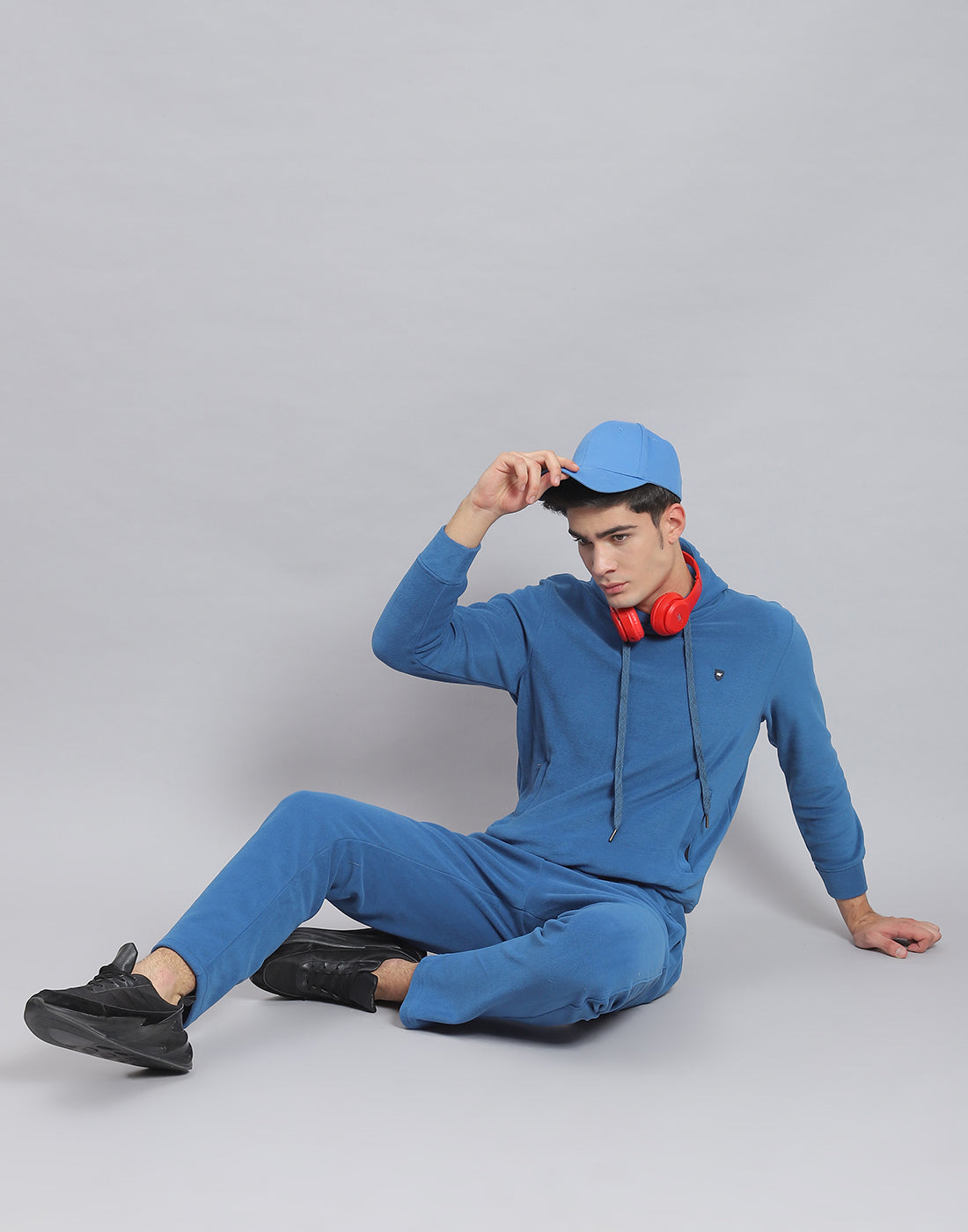 Blue Contrast Full Sleeves Tracksuit Article # 0070 main image 1