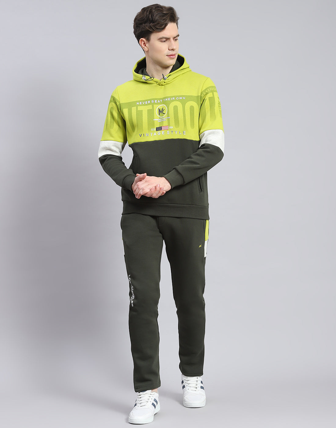 Men Olive Solid Hooded Full Sleeve Tracksuit