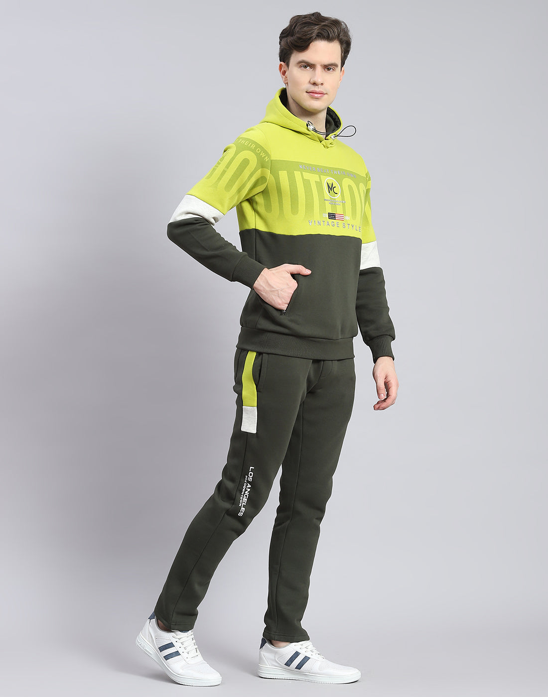 Men Olive Solid Hooded Full Sleeve Tracksuit