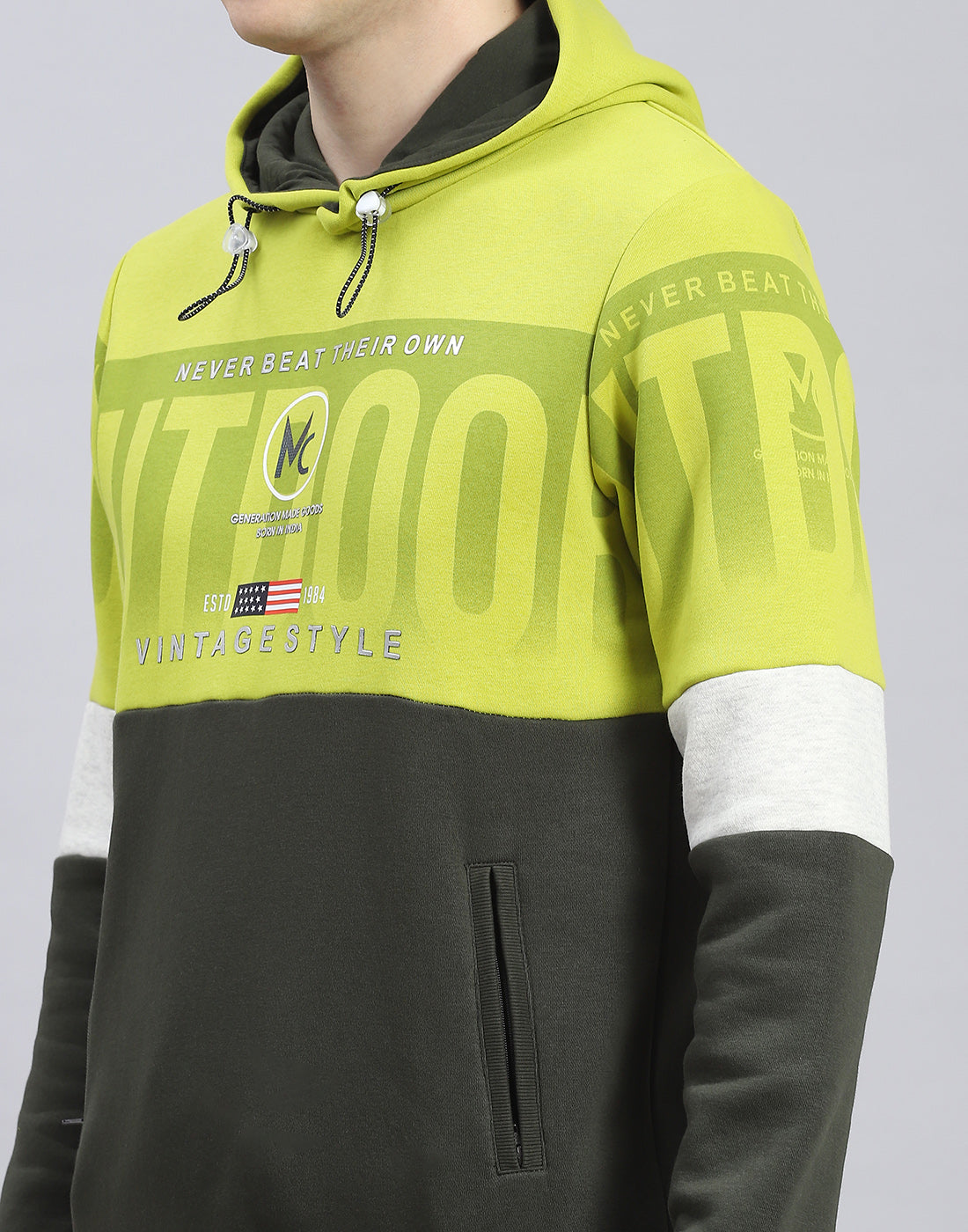 Men Olive Solid Hooded Full Sleeve Tracksuit