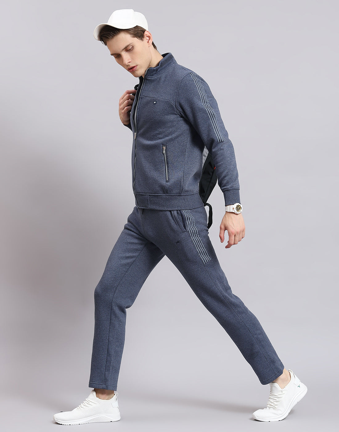 Men Blue Solid Stand Collar Full Sleeve Tracksuit