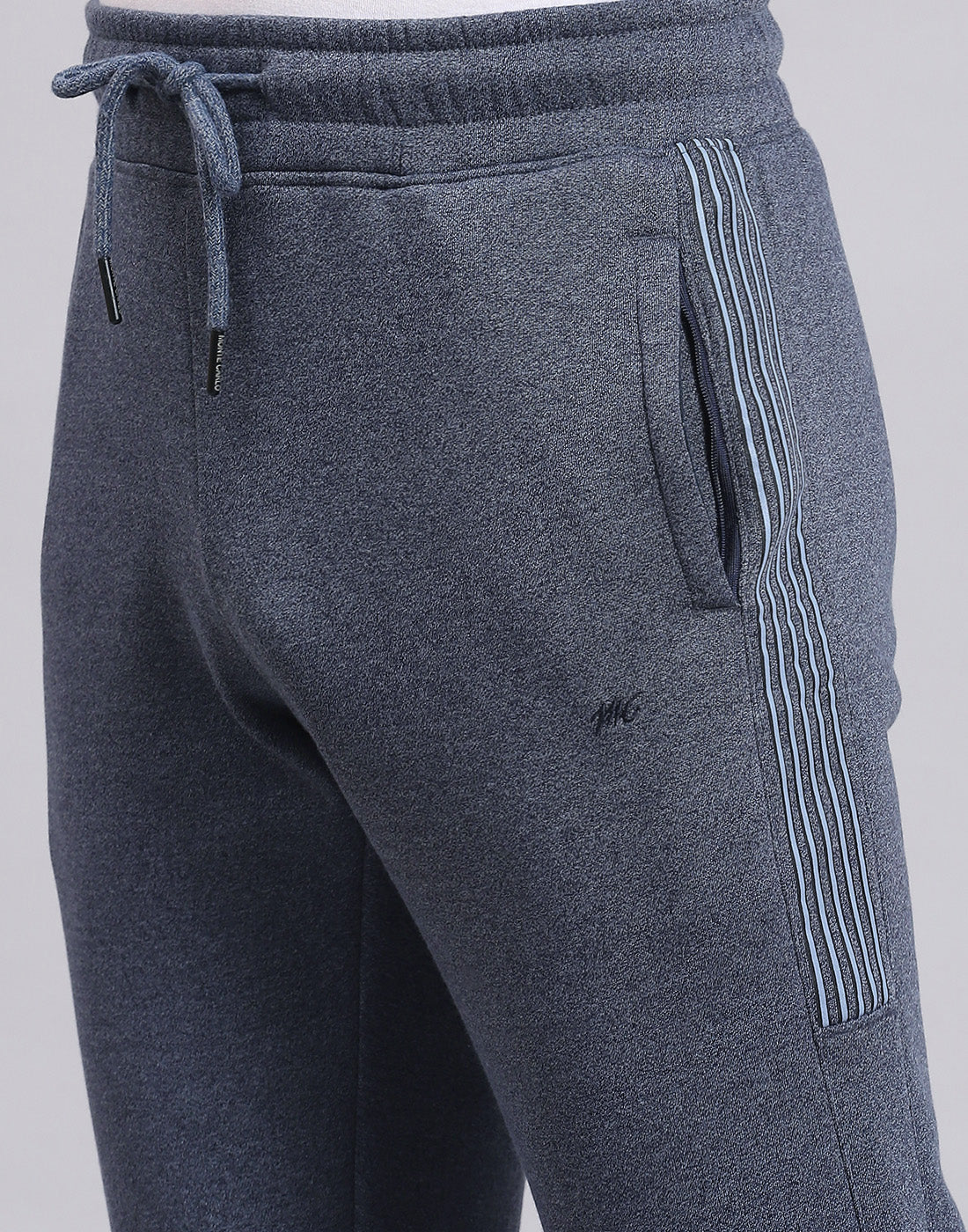 Men Blue Solid Stand Collar Full Sleeve Tracksuit