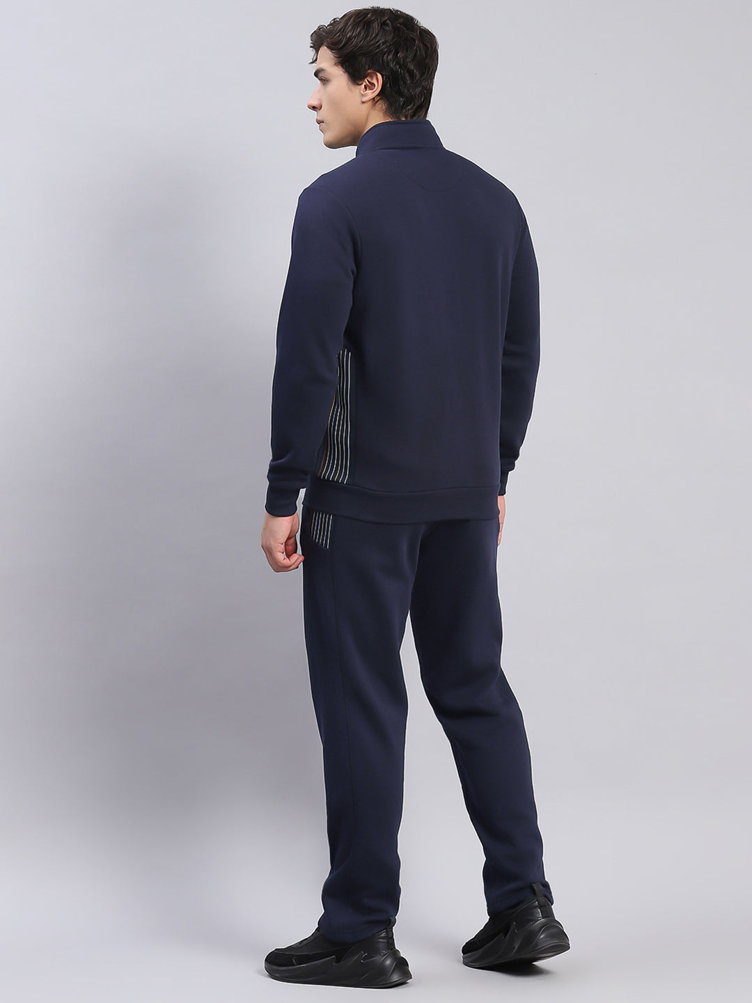 Men Navy Blue Solid Stand Collar Full Sleeve Tracksuits
