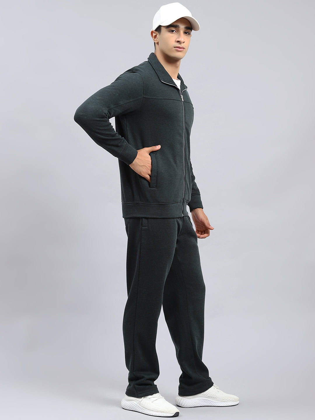 Men Green Plain Tracksuit