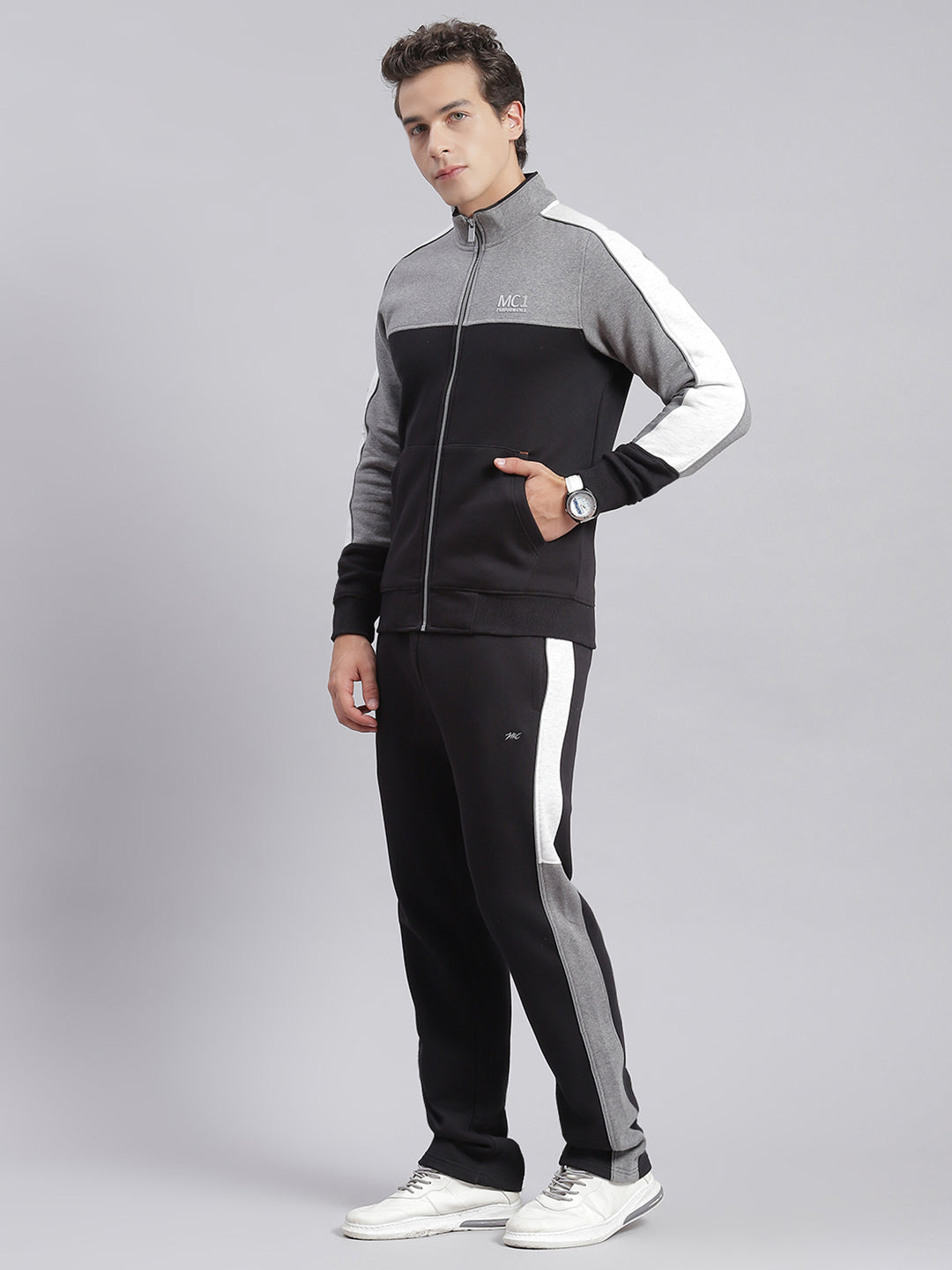 Men Black Solid Stand Collar Full Sleeve Tracksuits