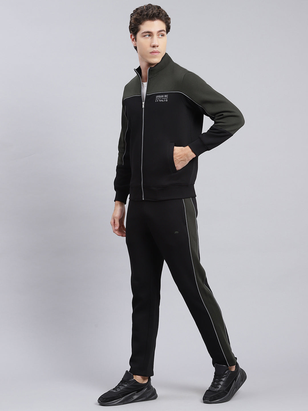 Men Black Solid Cotton Blend Track Suit