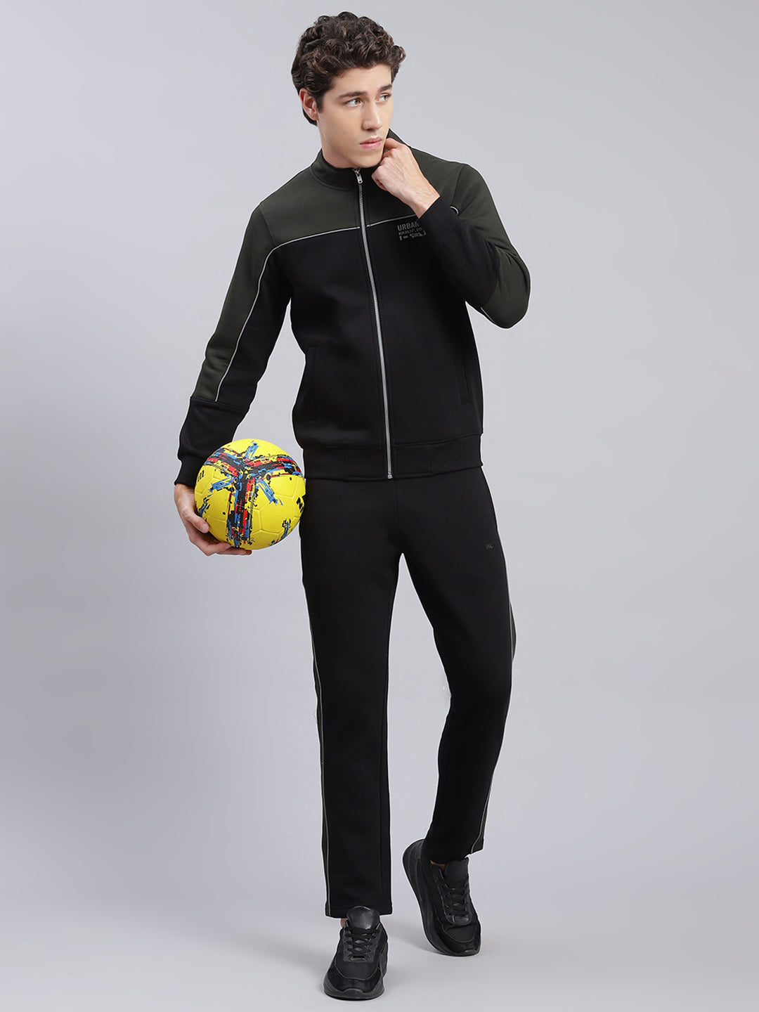 Men Black Solid Cotton Blend Track Suit