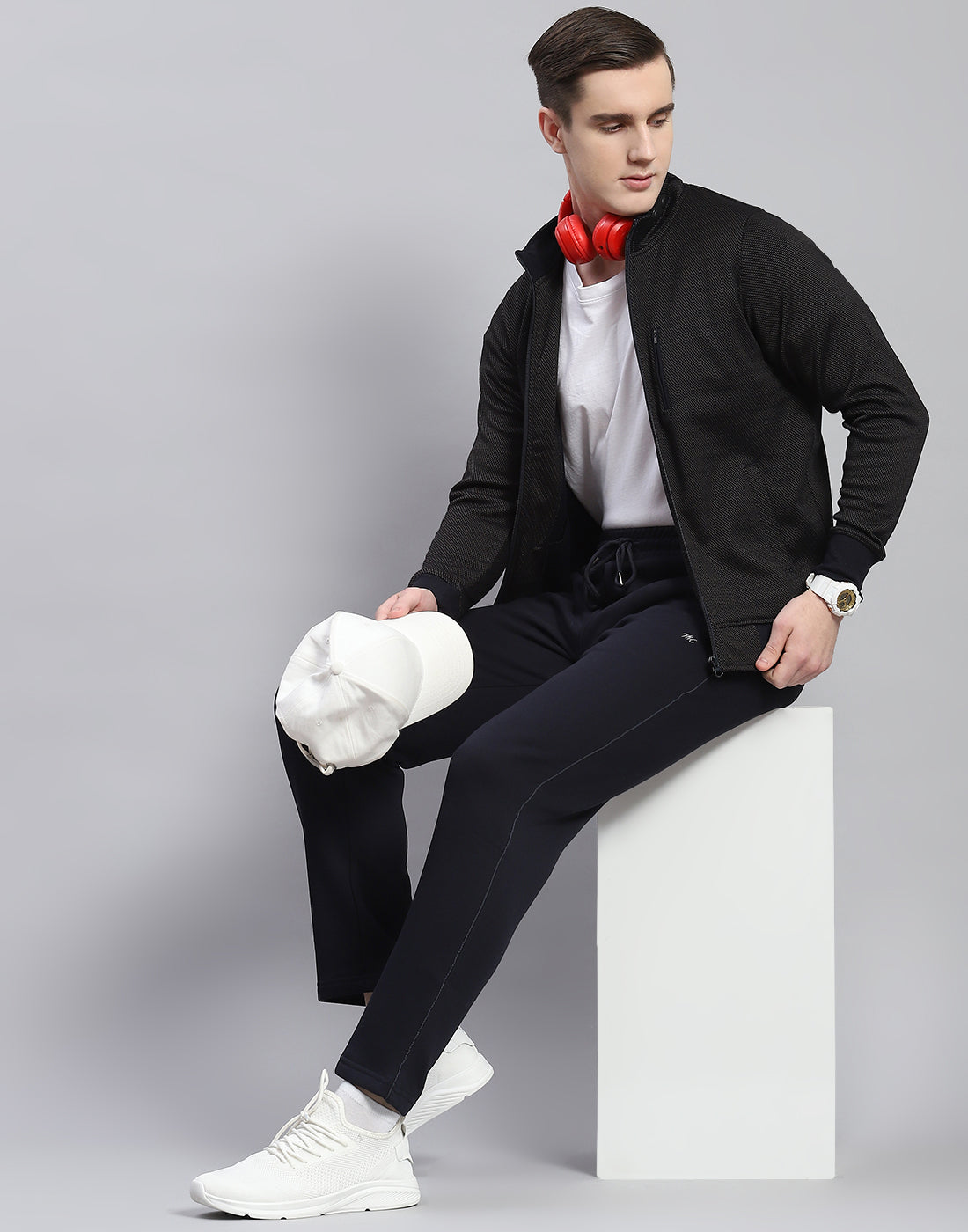 Men Navy Blue Solid Stand Collar Full Sleeve Tracksuit