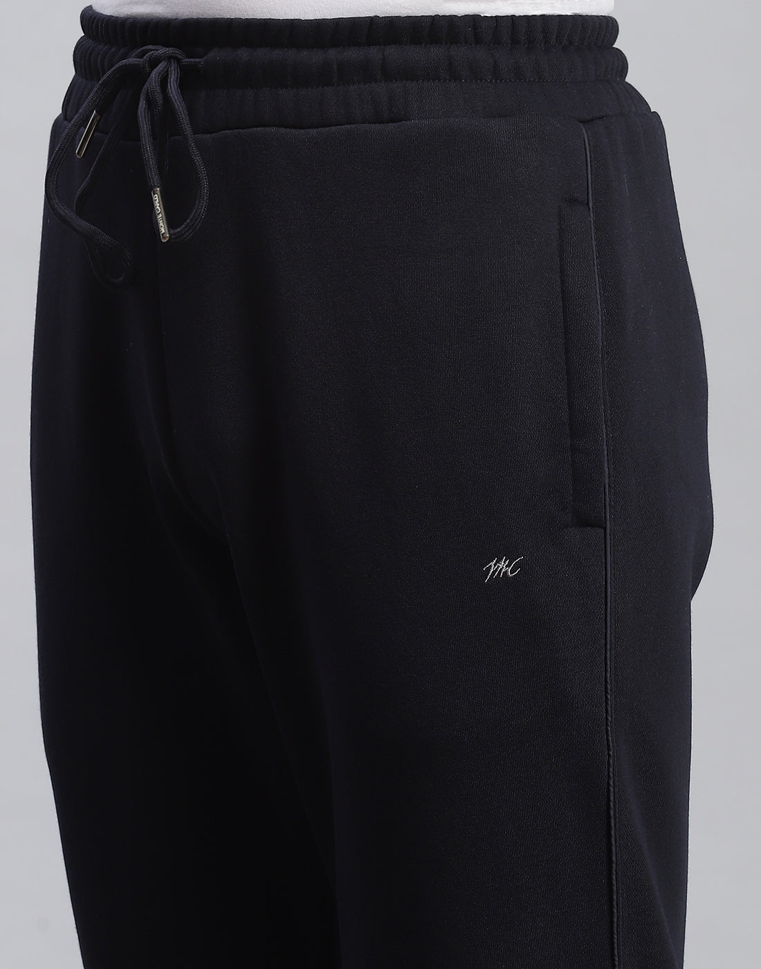 Men Navy Blue Solid Stand Collar Full Sleeve Tracksuit