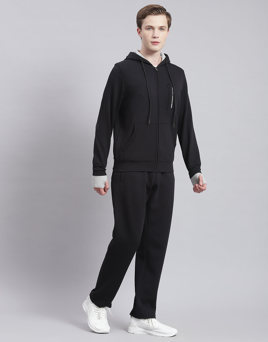Men Black Solid Hooded Full Sleeve Tracksuit