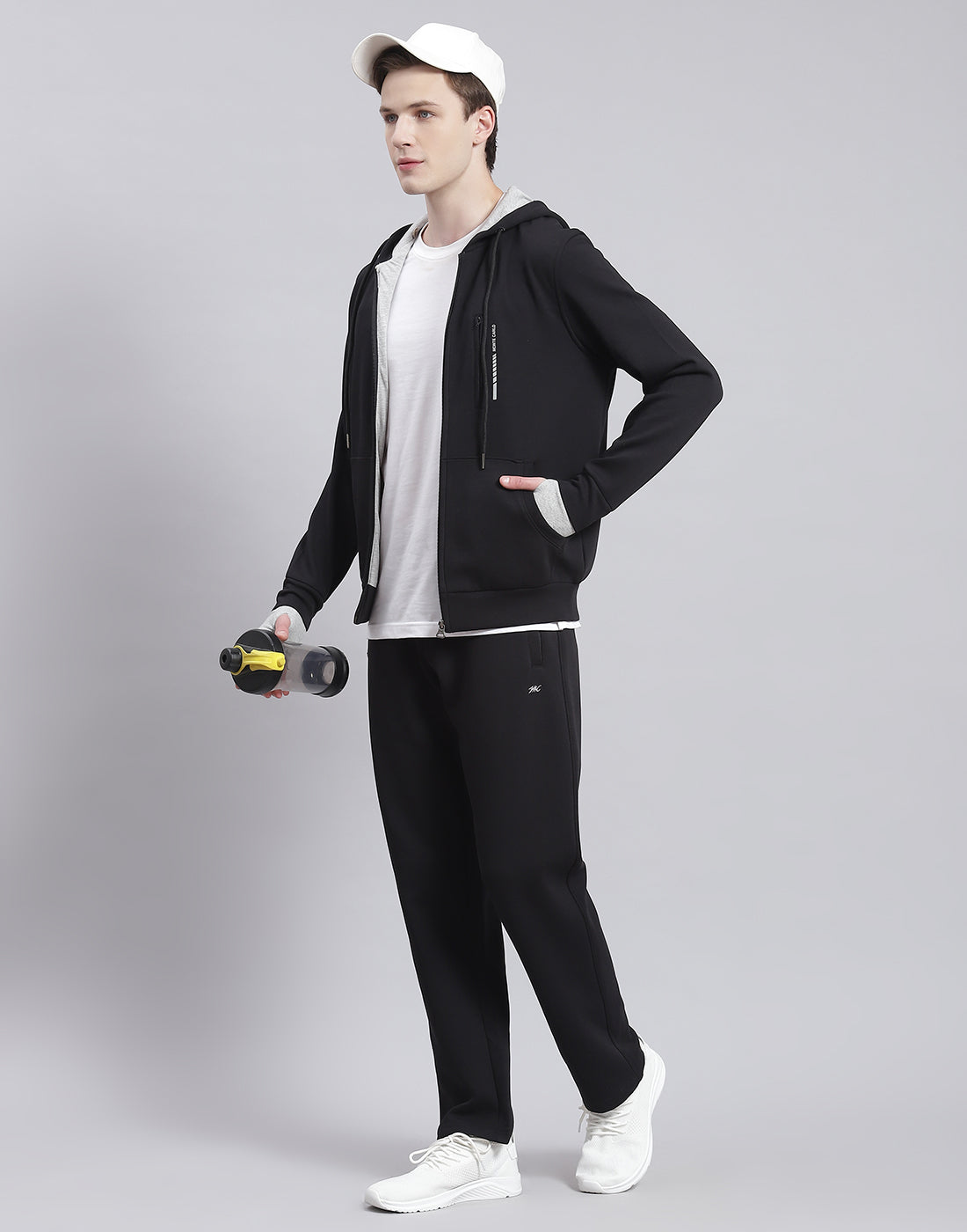Men Black Solid Hooded Full Sleeve Tracksuit