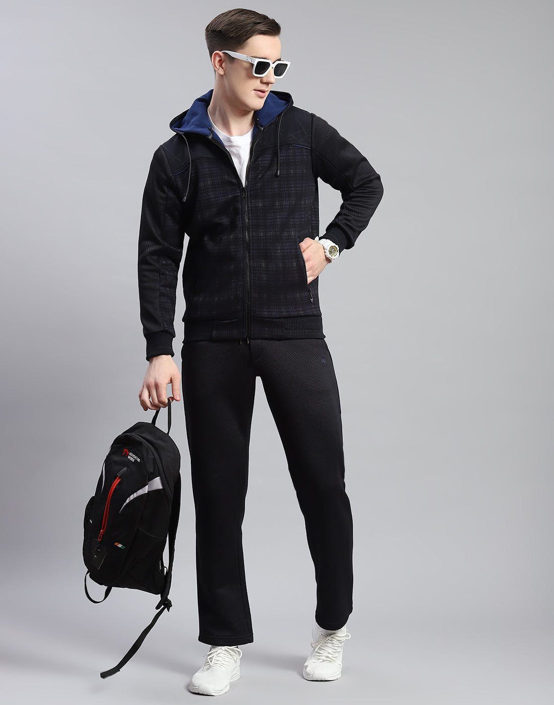 Men Navy Blue Solid Hooded Full Sleeve Tracksuit