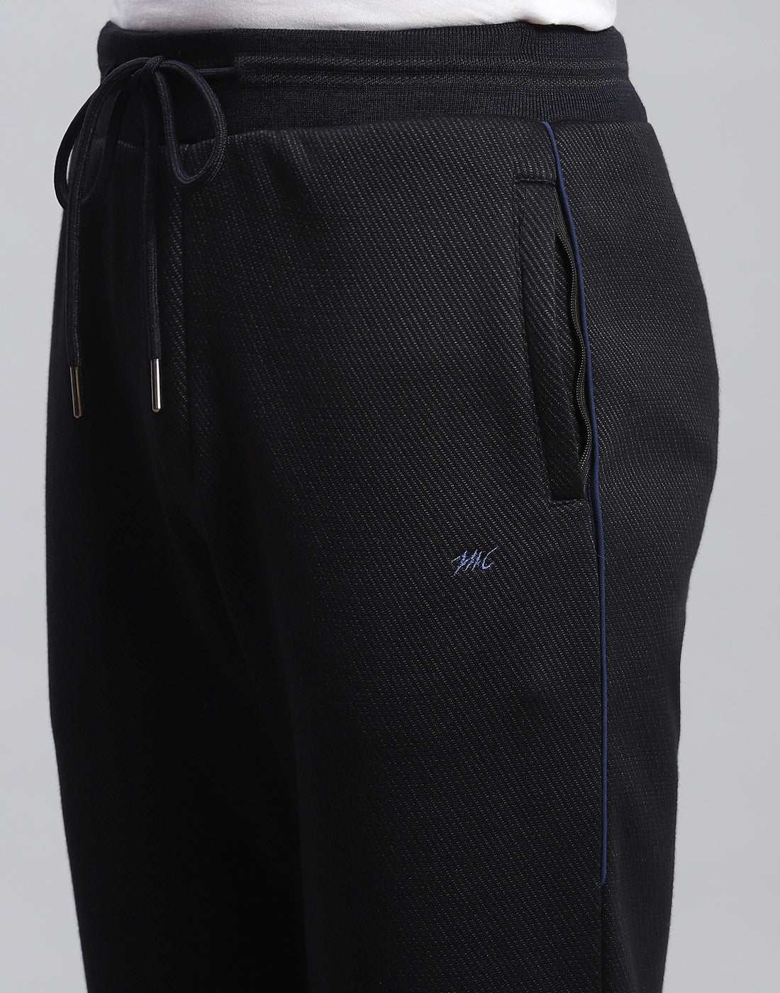 Men Navy Blue Solid Hooded Full Sleeve Tracksuit