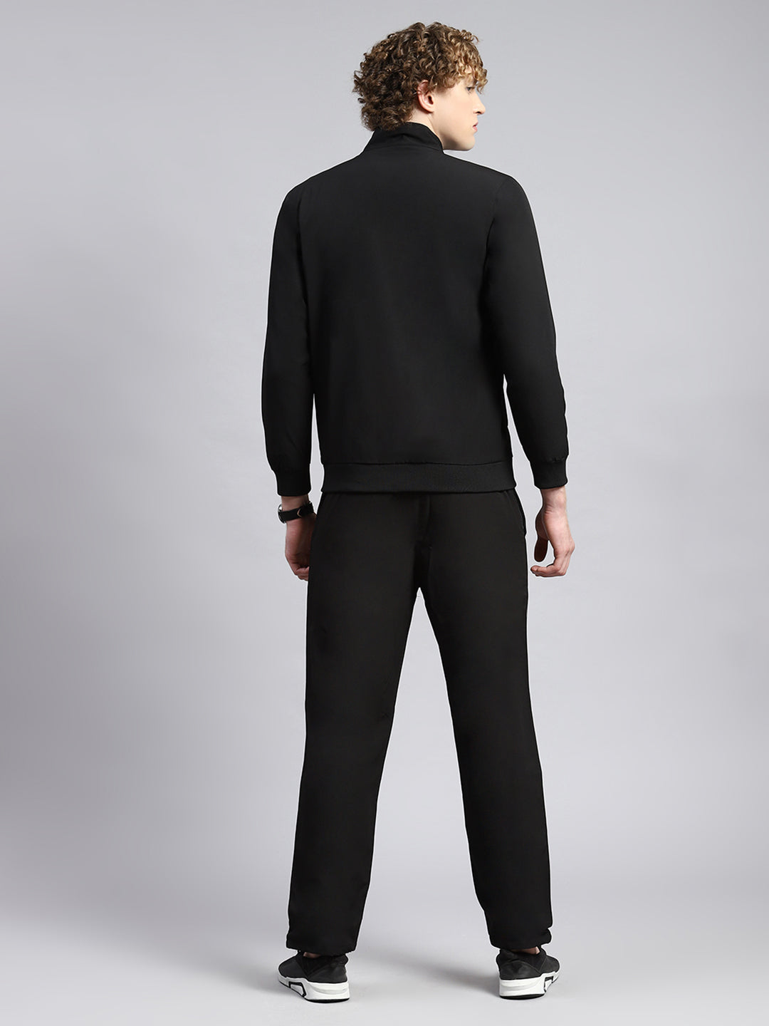 Men Black Plain Tracksuit