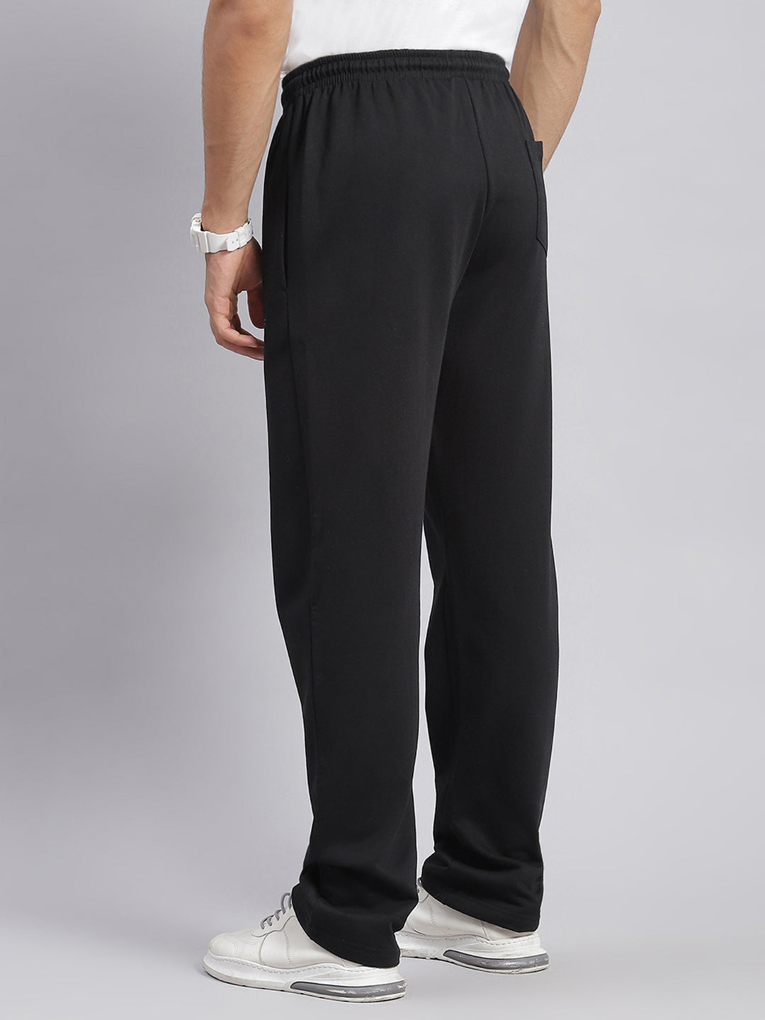 Men Black Solid Regular Fit Winter Lowers