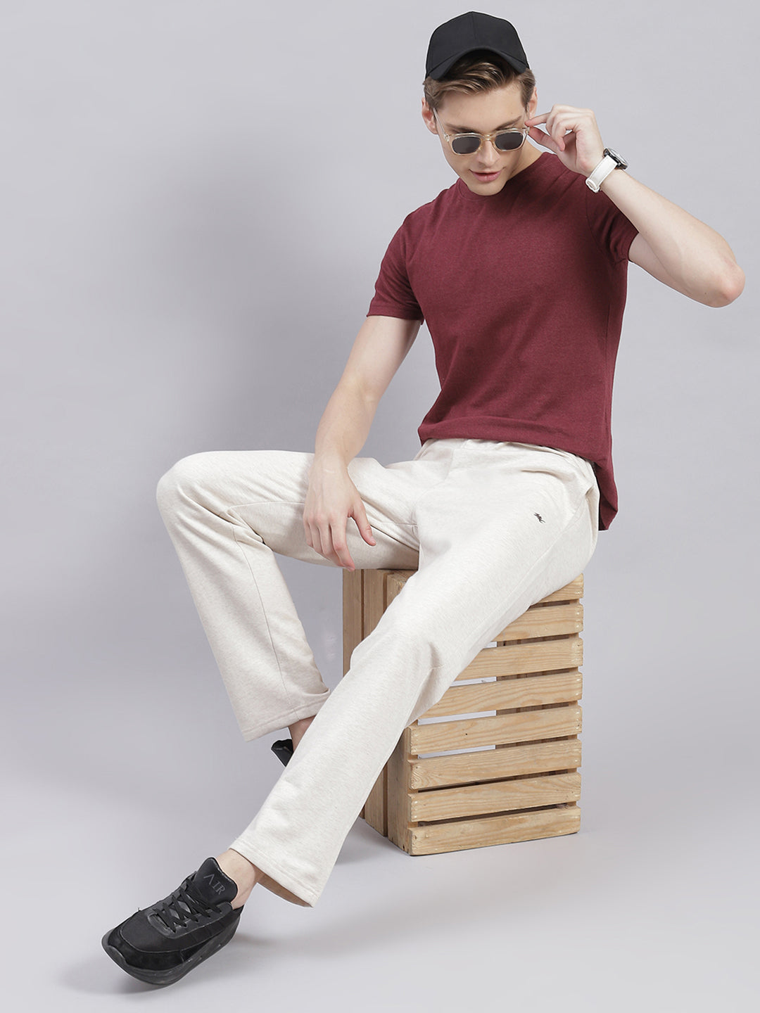 Men Beige Solid Regular Fit Winter Lowers