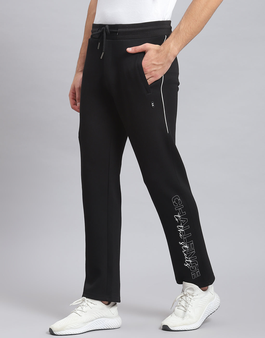 Men Black Solid Regular Fit Winter Lower