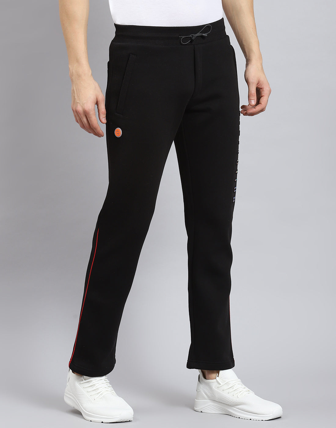 Men Black Solid Regular Fit Winter Lower