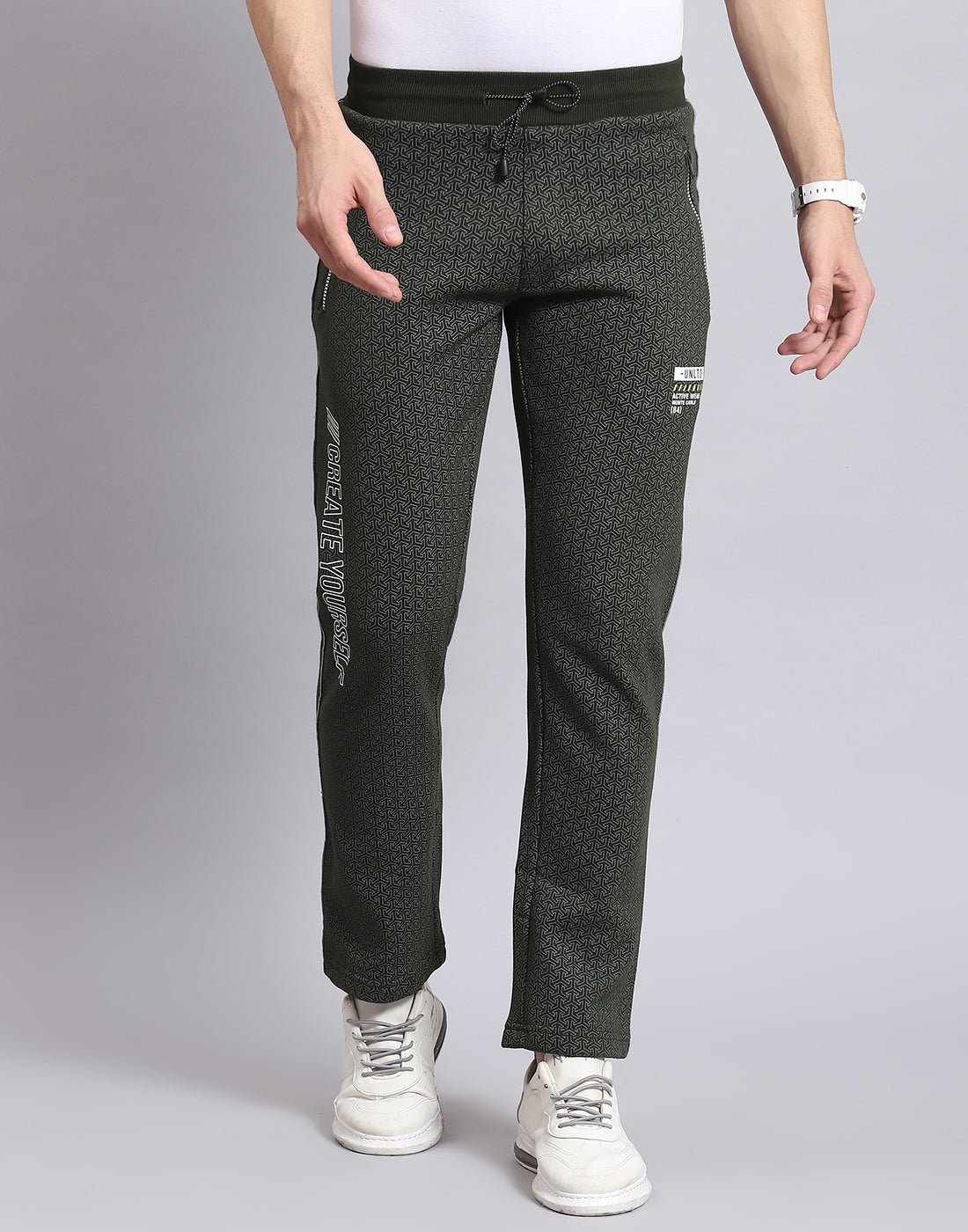 Men Olive Self Design Regular Fit Winter Lower