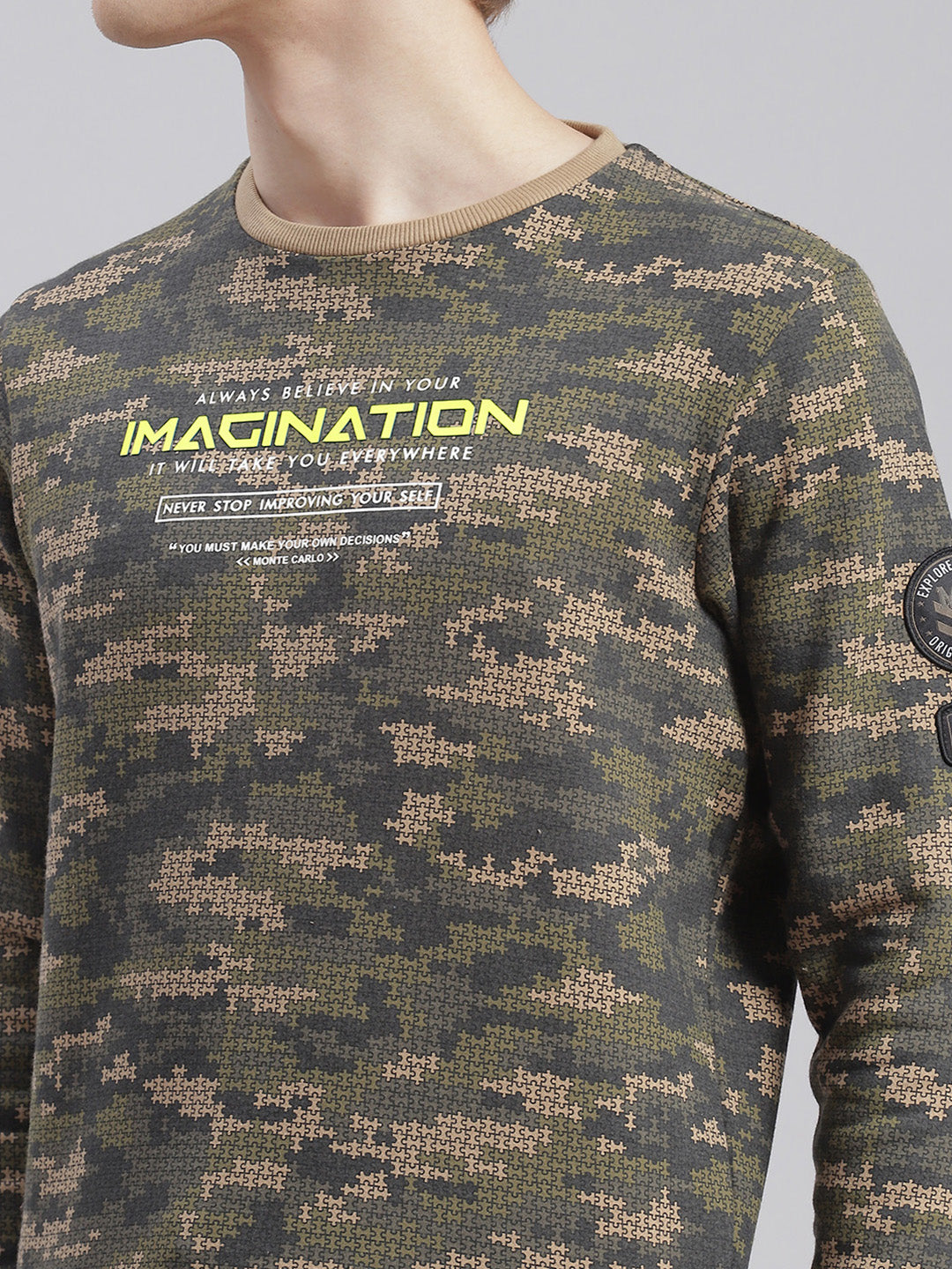 Men Olive Printed Round Neck Full Sleeve Tracksuits