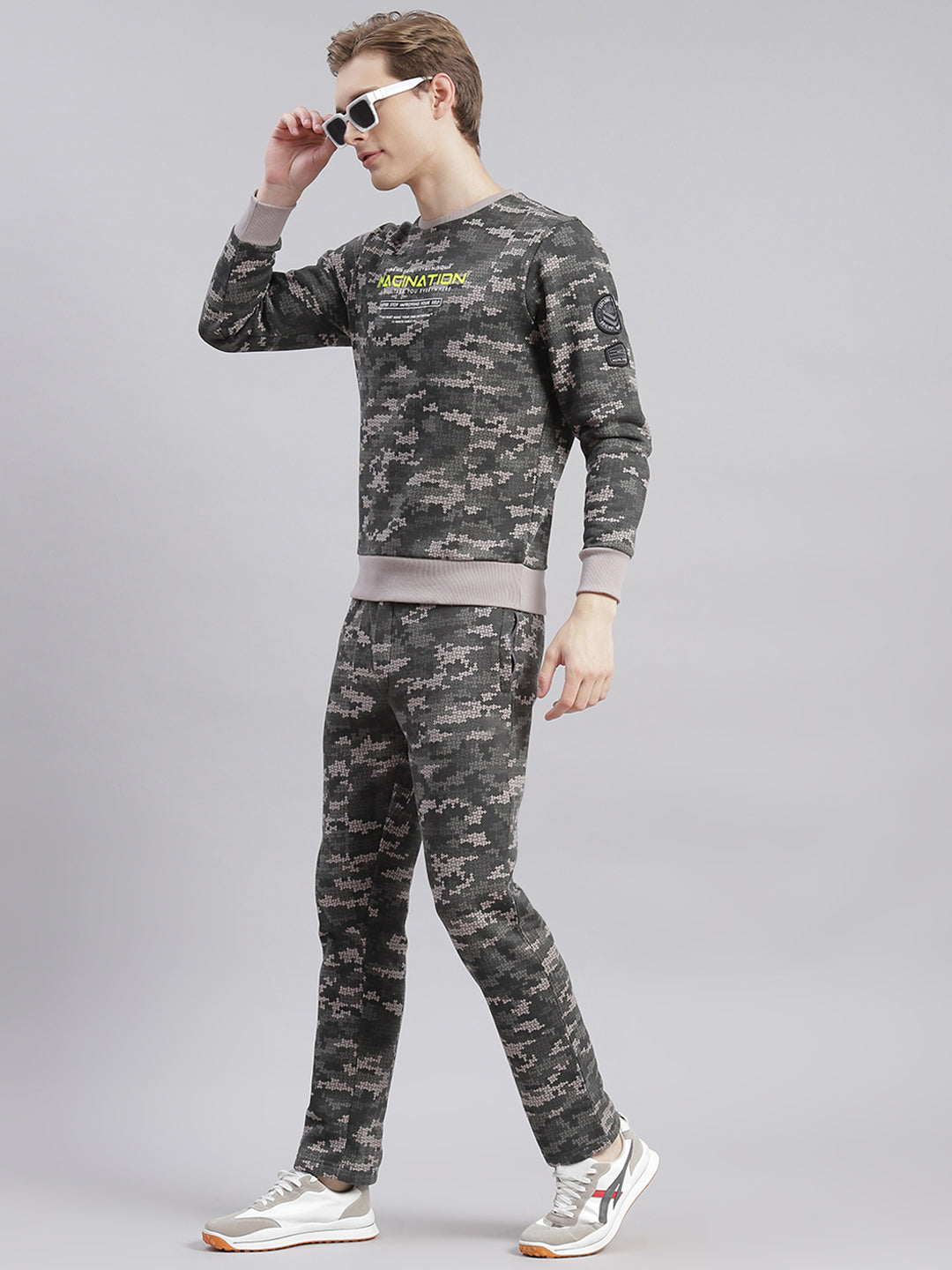 Men Grey Printed Round Neck Full Sleeve Tracksuits