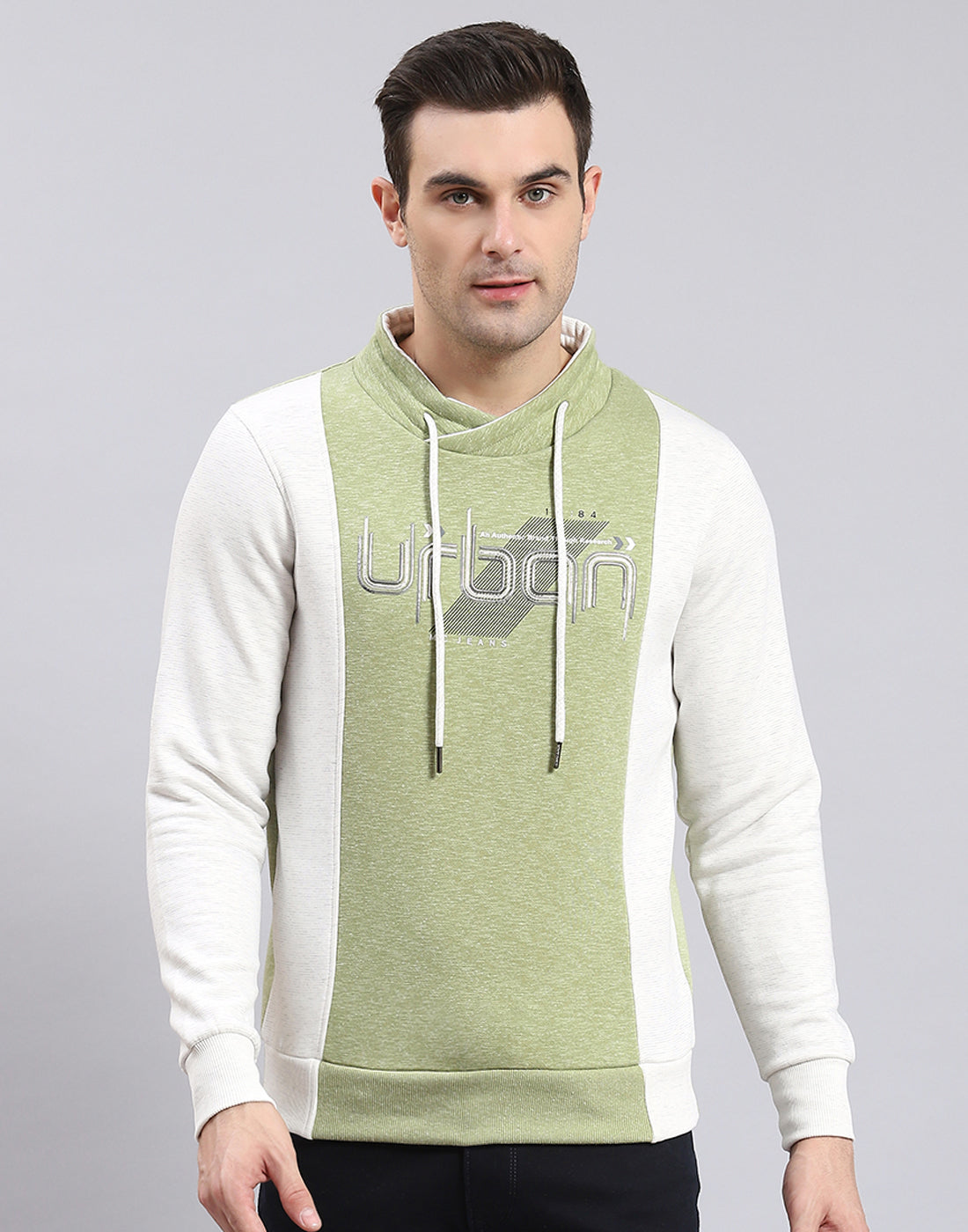 Men Green Solid F Neck Full Sleeve Sweatshirt
