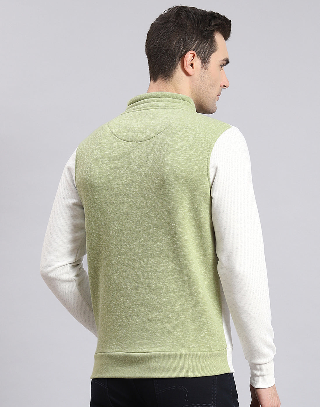Men Green Solid F Neck Full Sleeve Sweatshirt