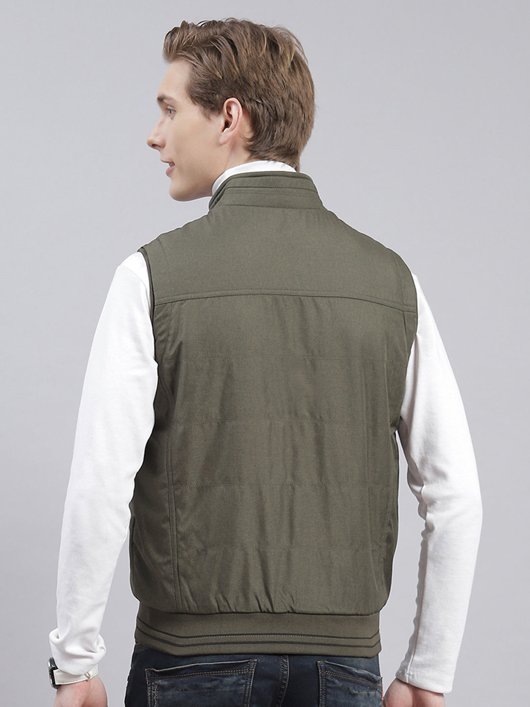 Men Olive Solid Stand Collar Sleeveless Jackets