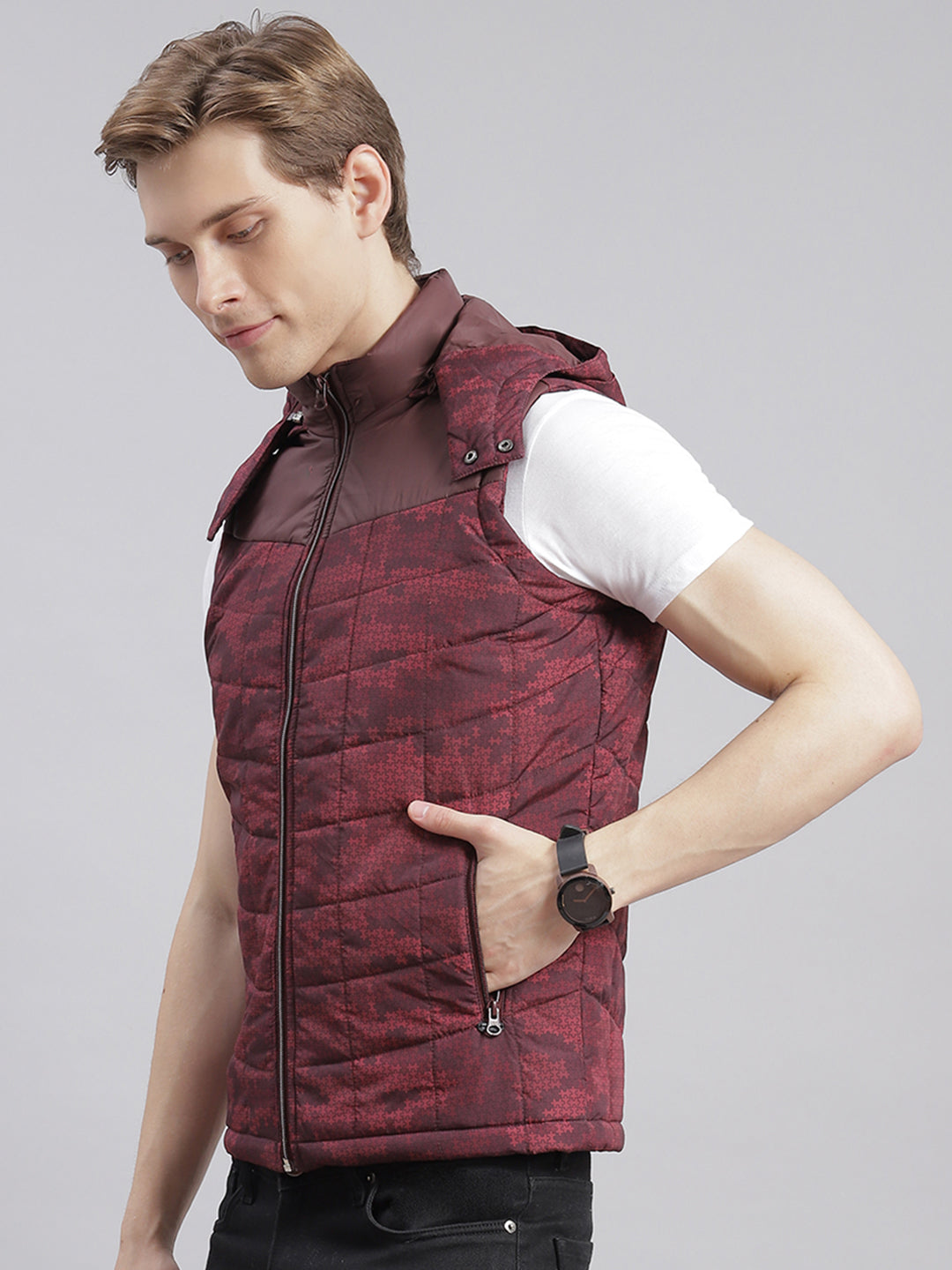 Men Maroon Printed Hooded Sleeveless Jackets