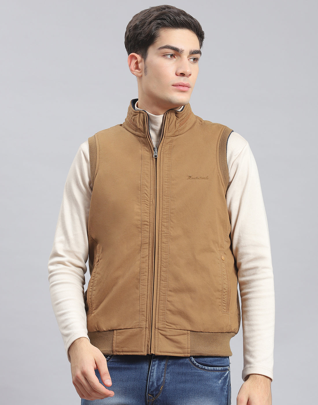 Men Brown Solid Stand Collar Sleeveless Jacket