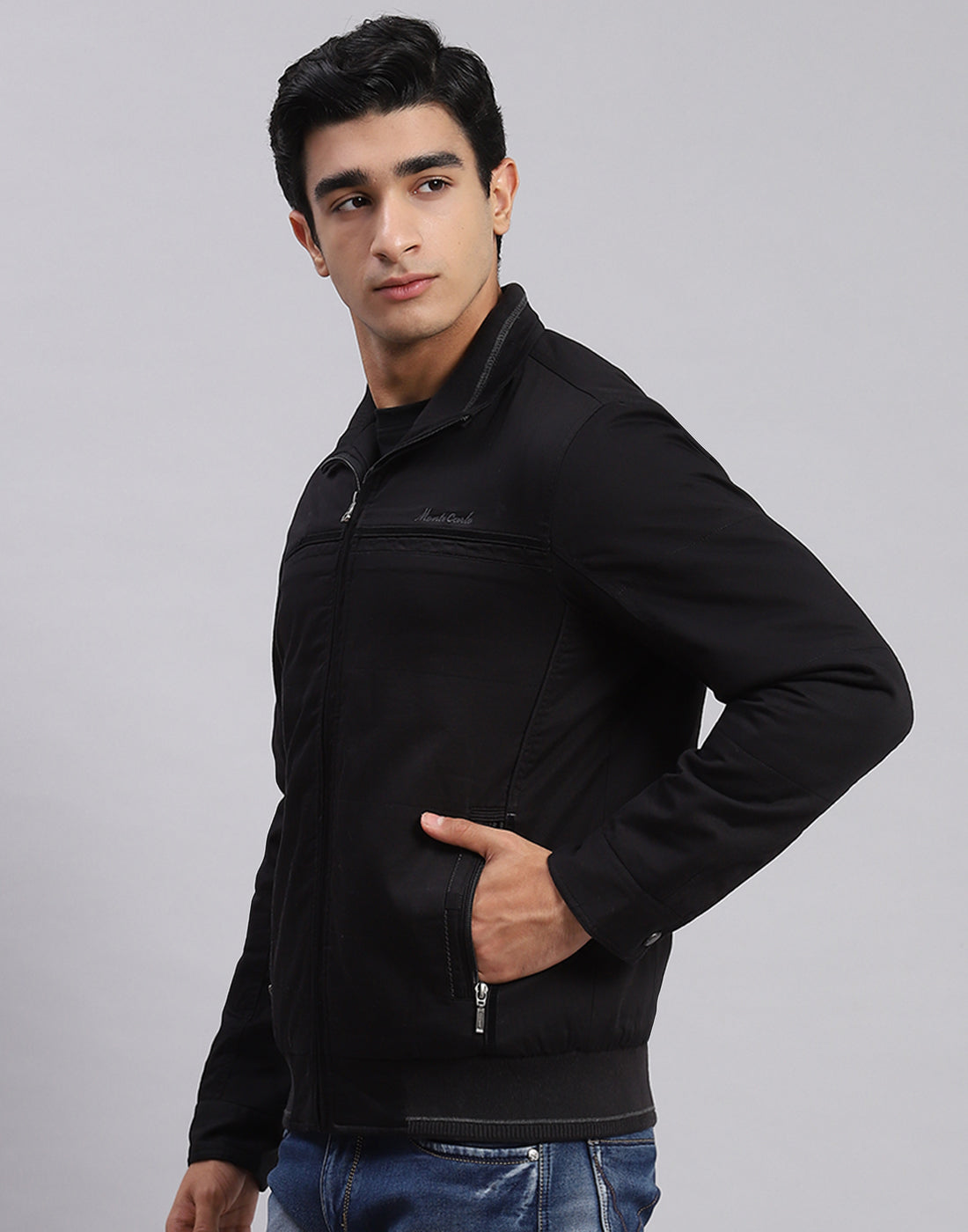 Men Black Solid Spread Collar Full Sleeve Jackets