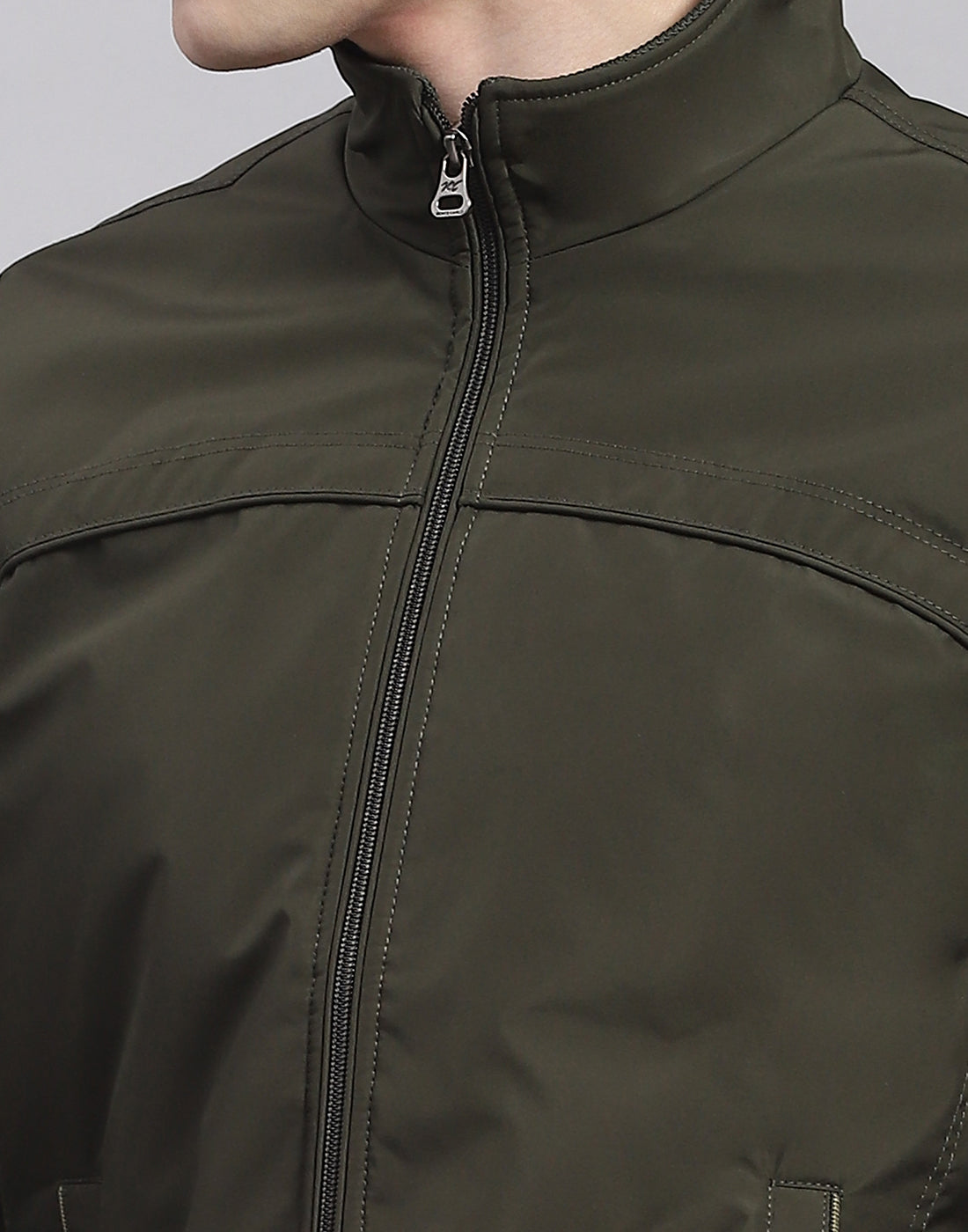 Men Olive Solid Stand Collar Full Sleeve Jacket