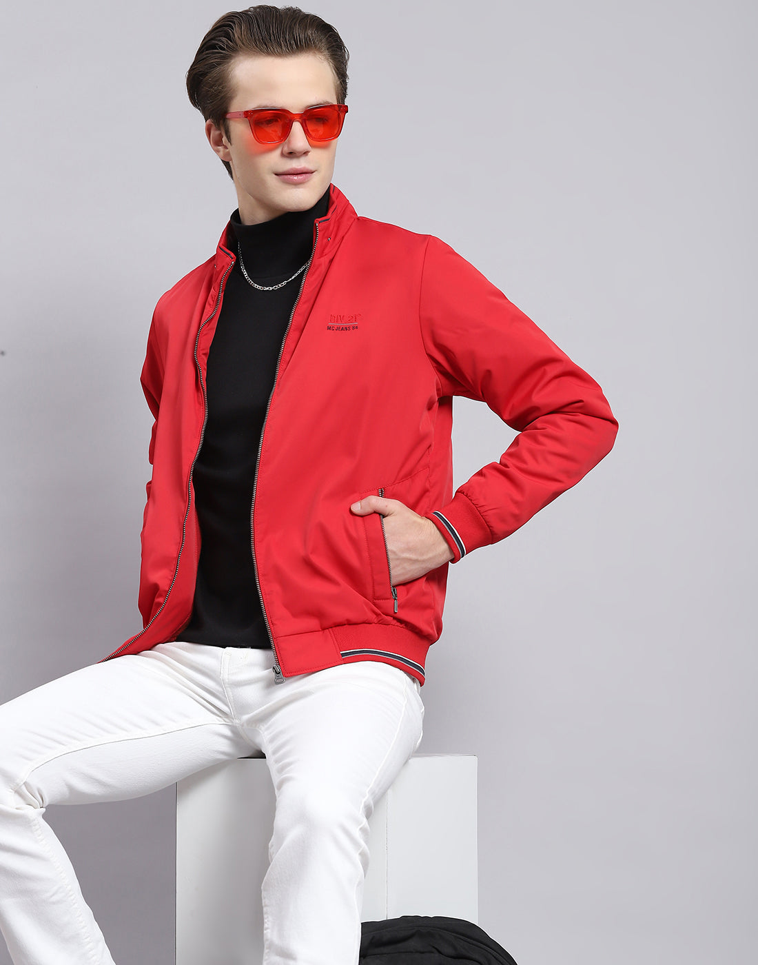 Men Red Solid Stand Collar Full Sleeve Jacket
