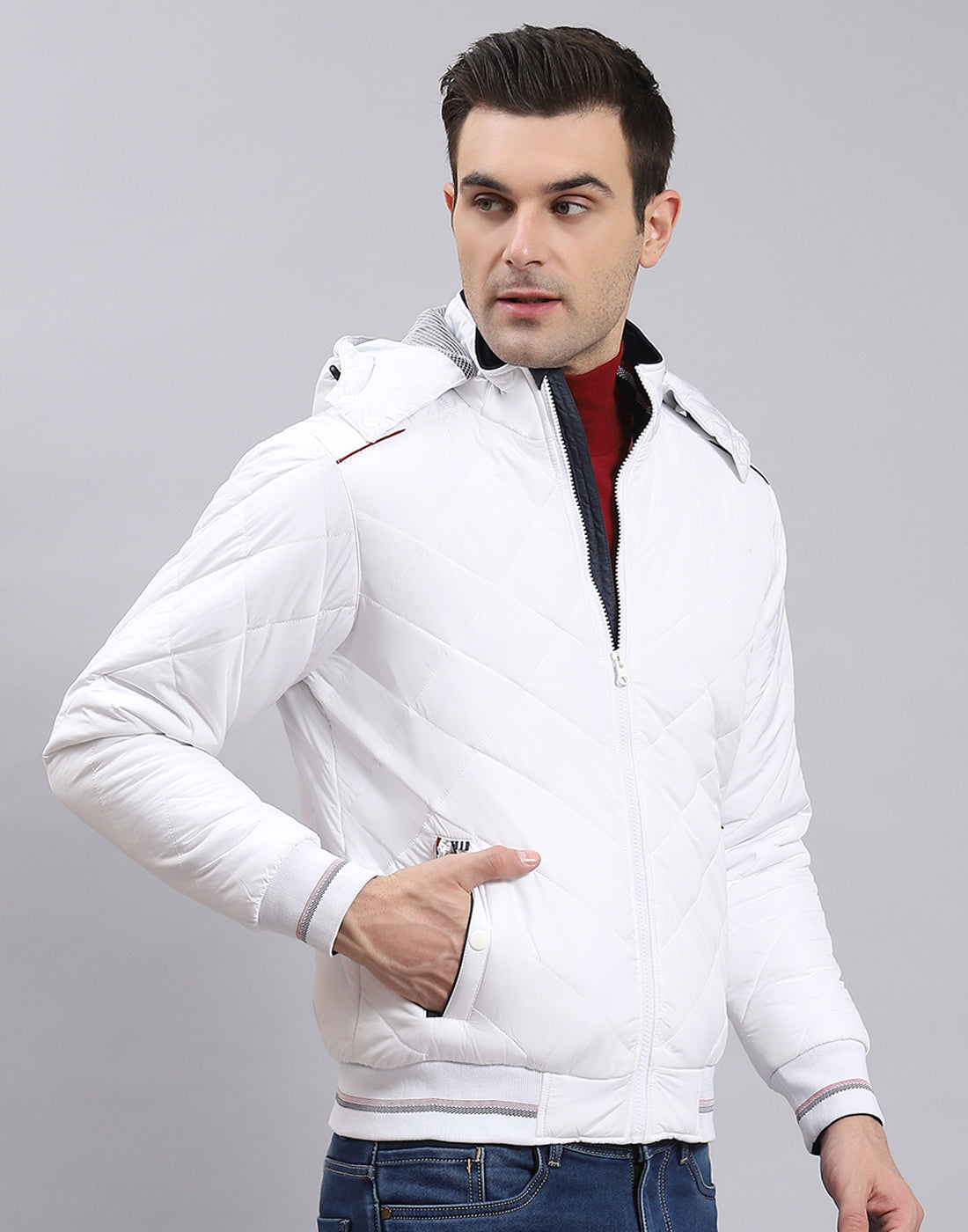 Men White Solid Hooded Full Sleeve Jacket