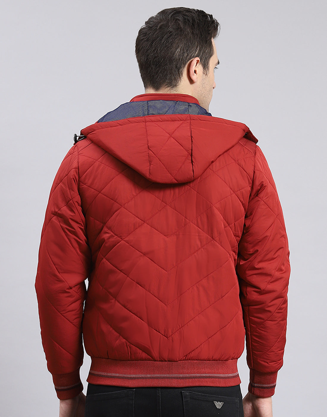 Men Red Solid Hooded Full Sleeve Jacket