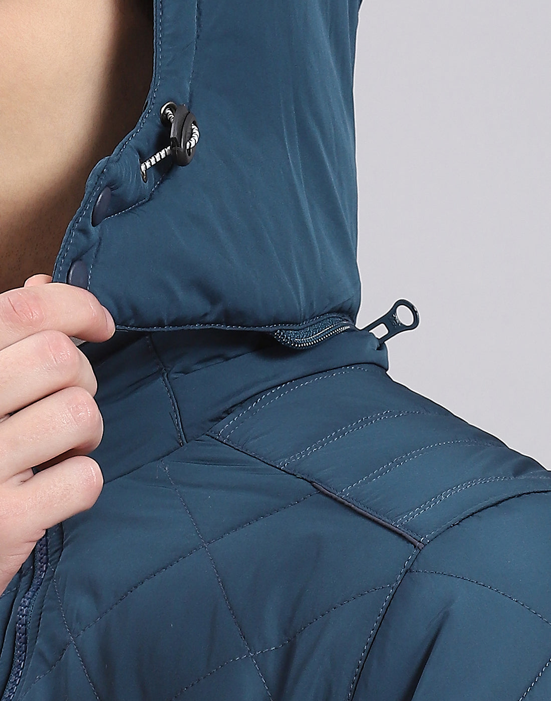 Men Teal Blue Solid Hooded Full Sleeve Jacket