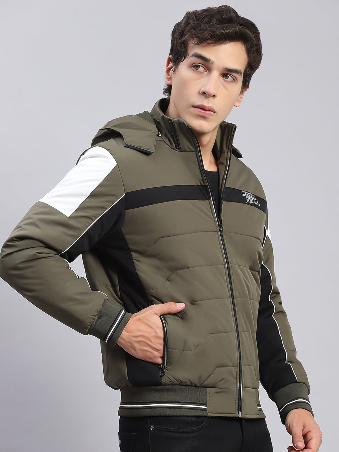 Men Olive Solid Hooded Full Sleeve Jackets