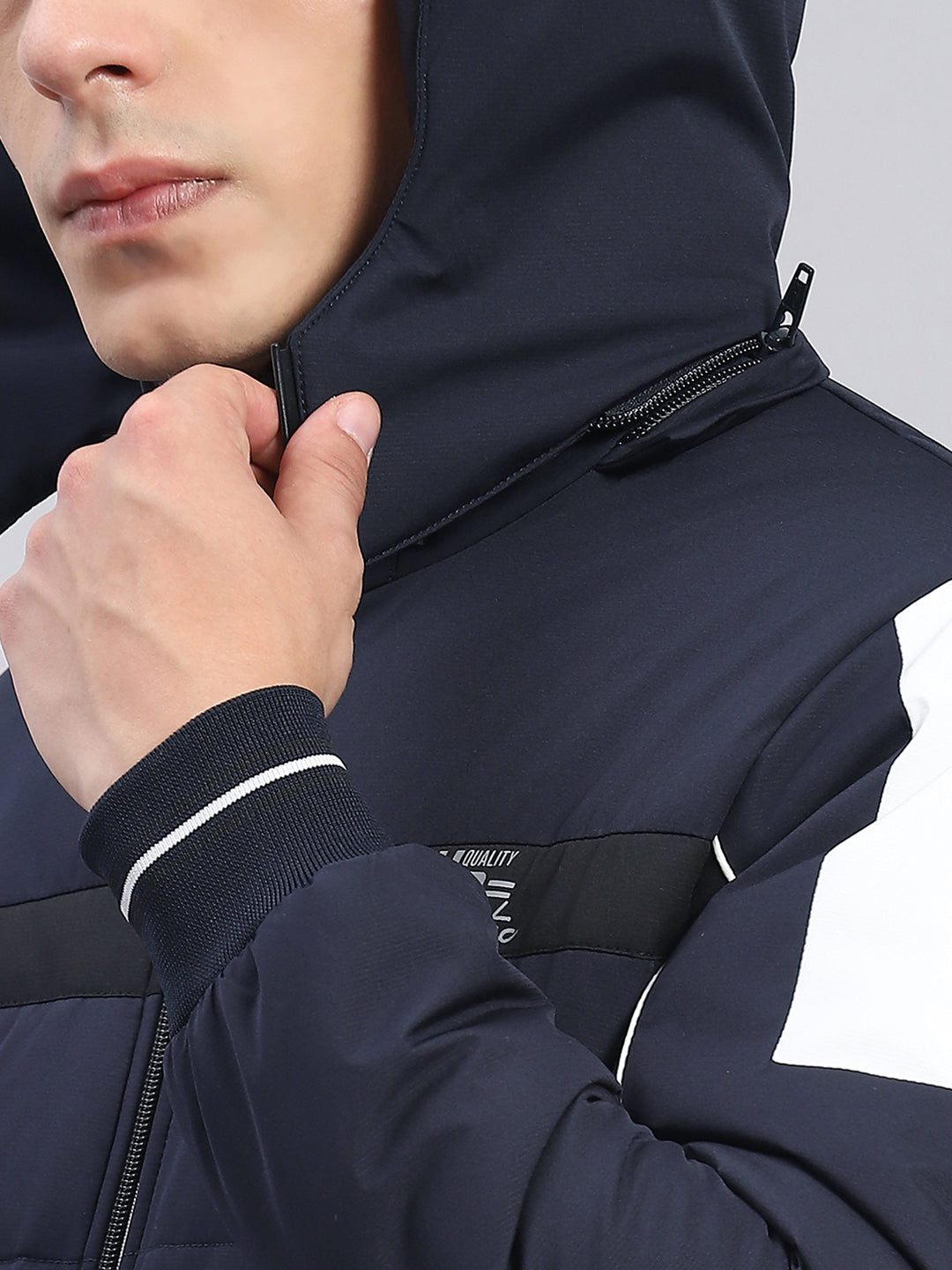 Men Navy Blue Solid Hooded Full Sleeve Jackets