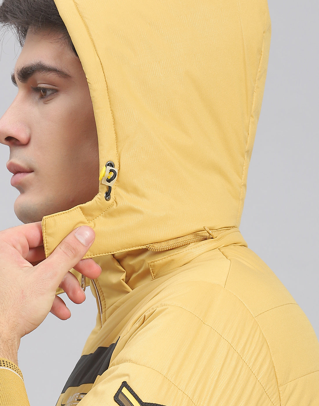 Men Mustard Solid Hooded Full Sleeve Jacket