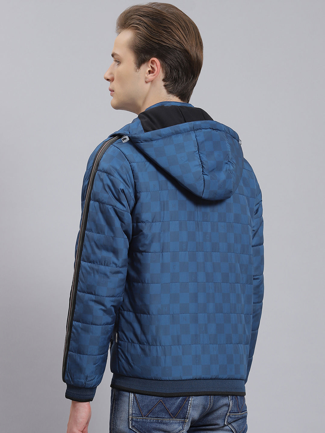 Men Blue Solid Hooded Full Sleeve Jacket