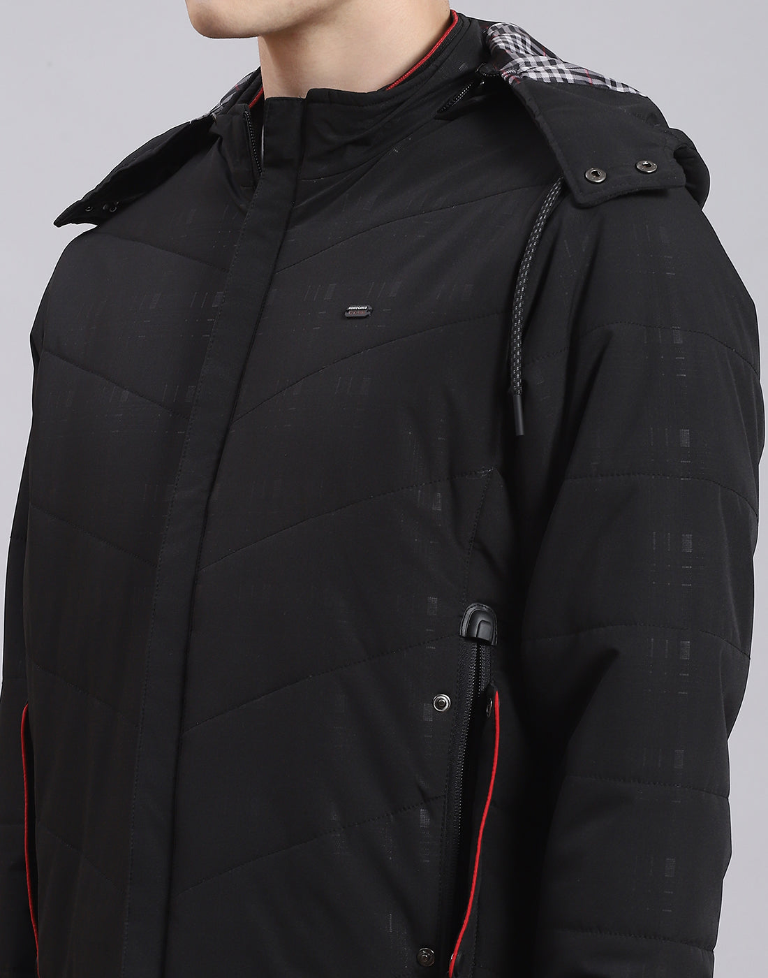 Men Black Solid Hooded Full Sleeve Jacket