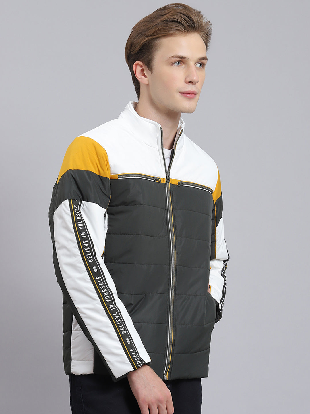 Men Green Solid Stand Collar Full Sleeve Jacket