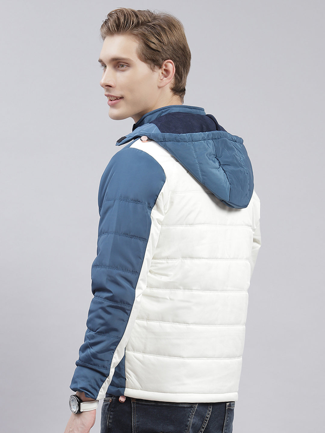 Men Blue Solid Hooded Full Sleeve Jackets