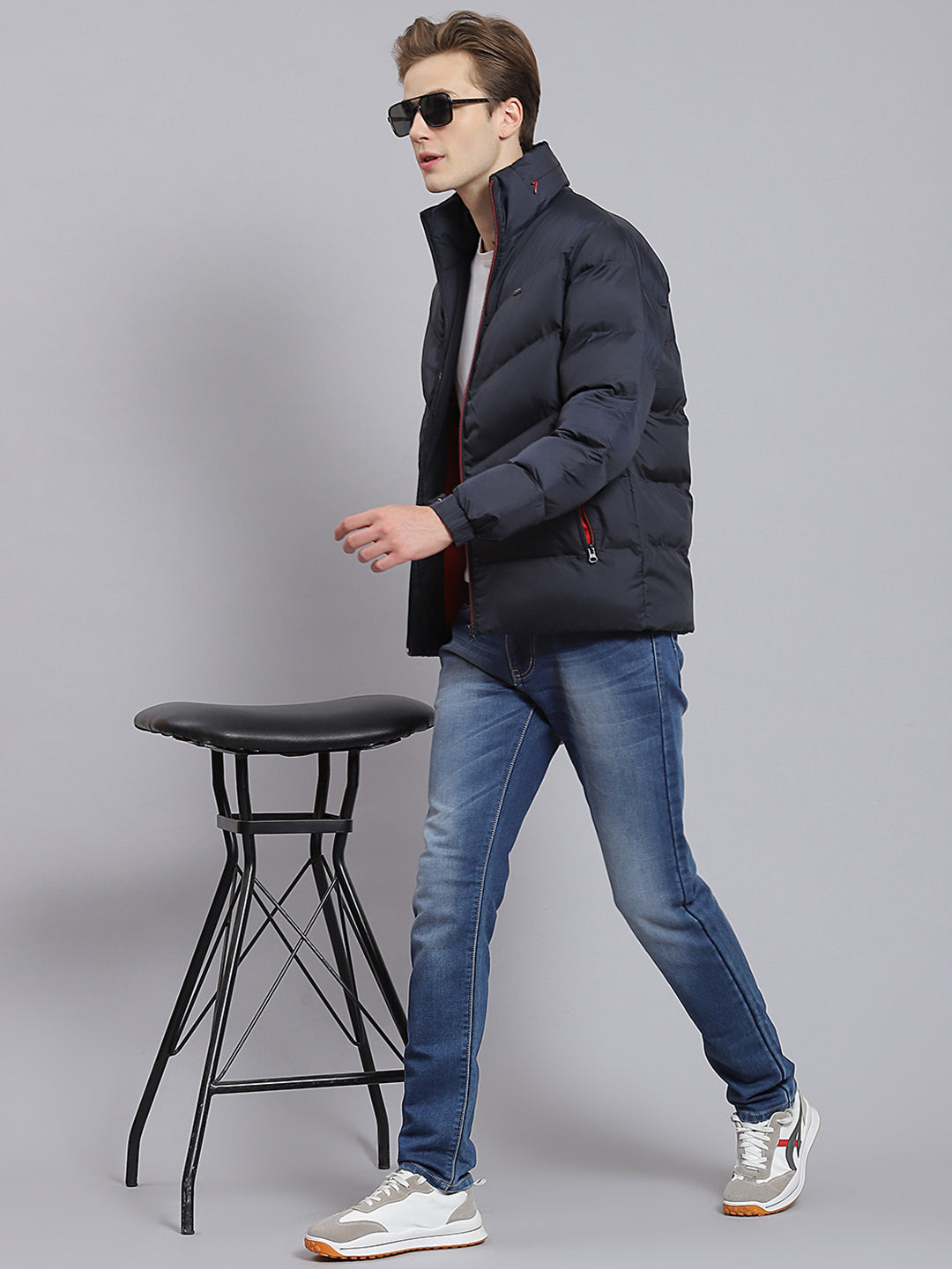 Men Navy Blue Solid Hooded Full Sleeve Jacket
