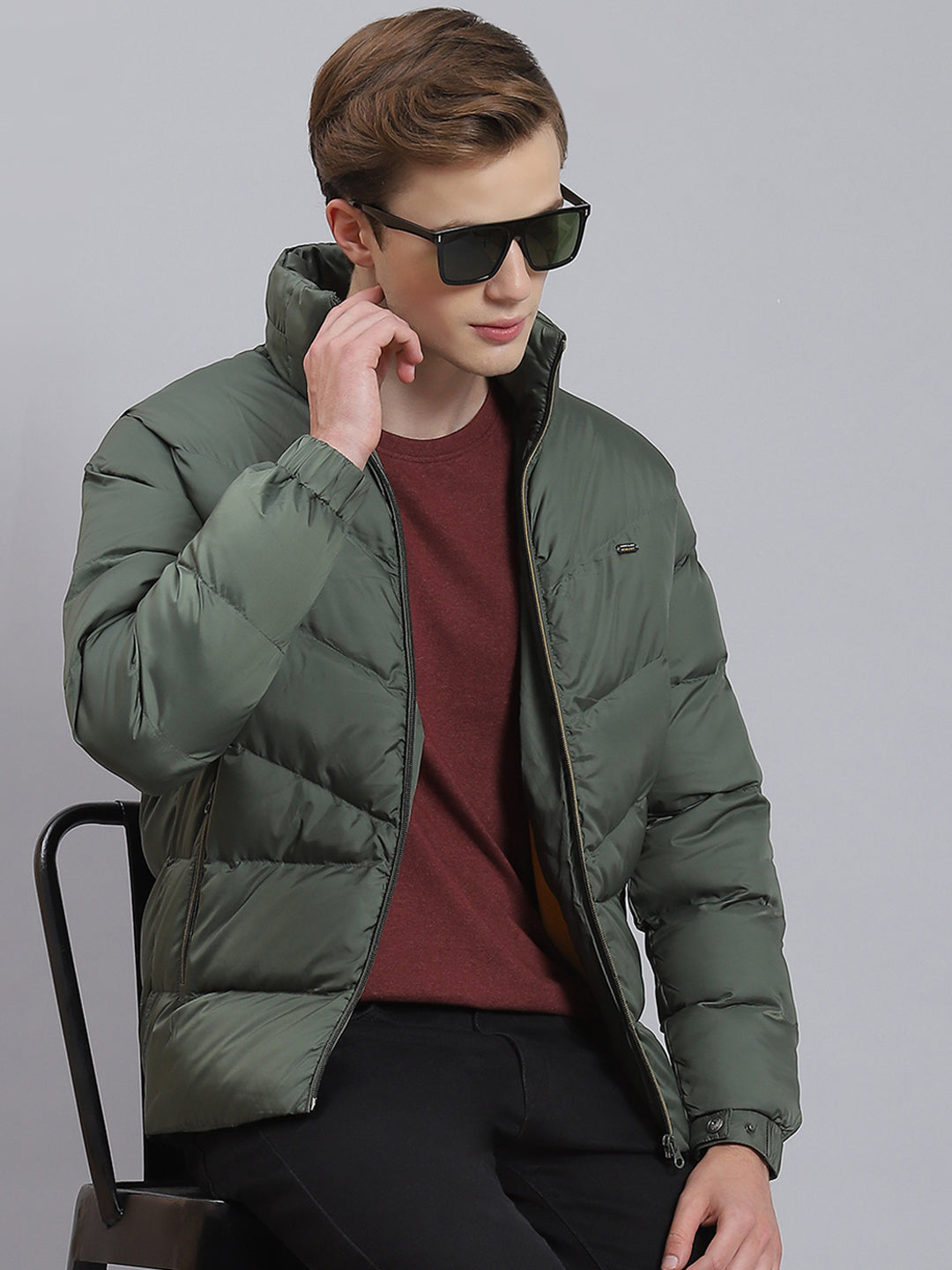 Men Green Solid Hooded Full Sleeve Jacket